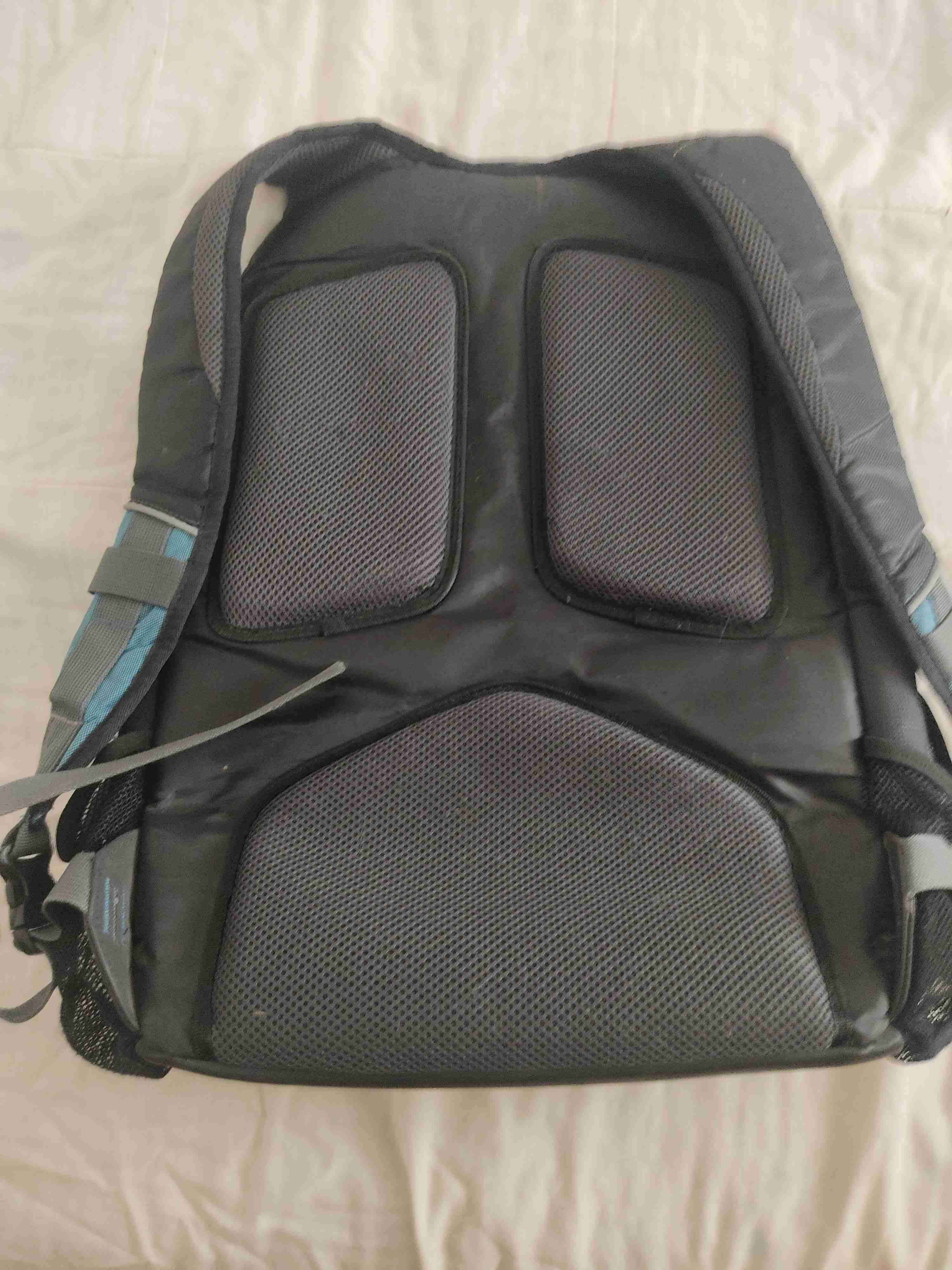 Mochila outdoor gris y azul - miniatura 2