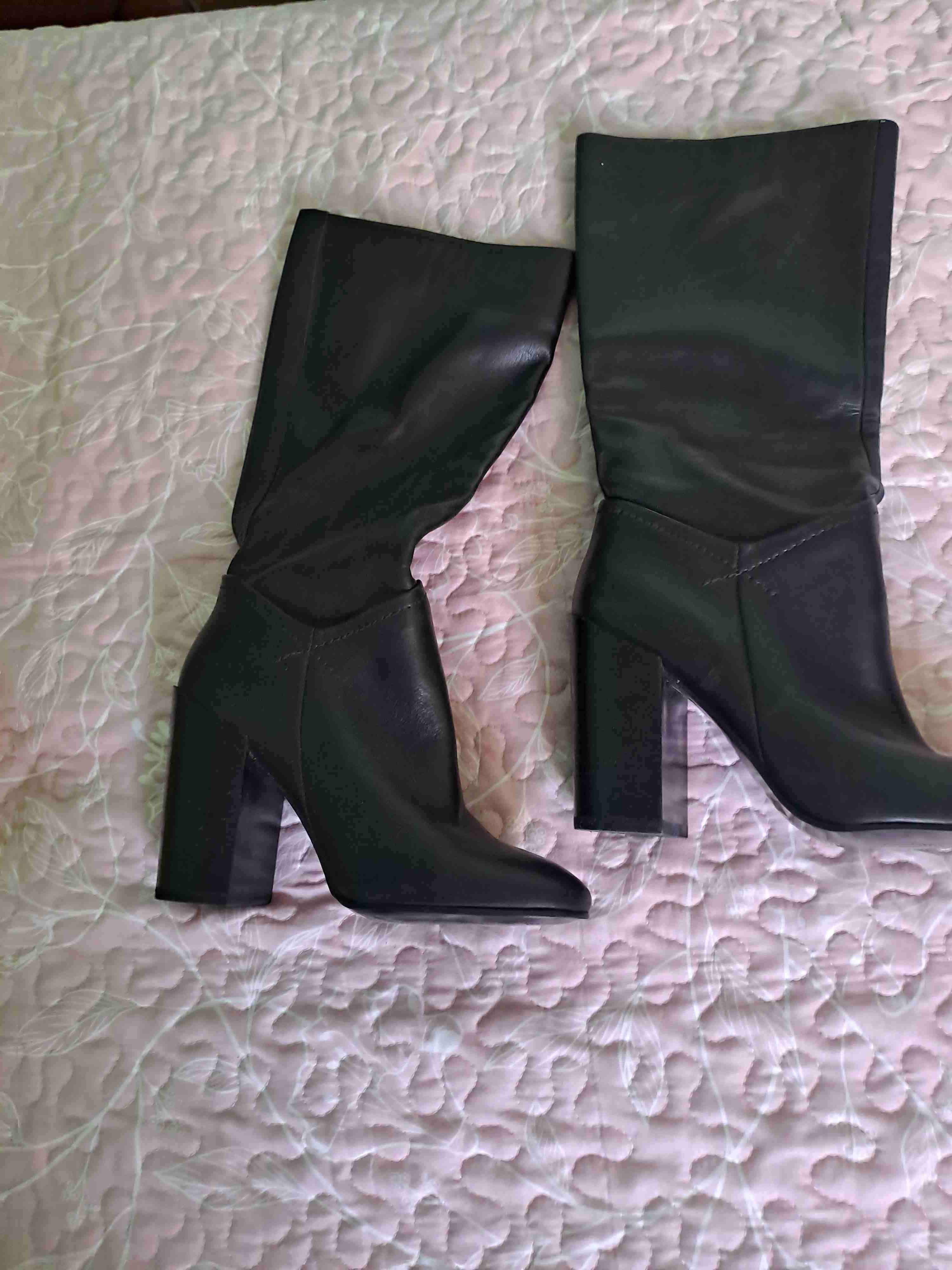 Botines negros de tacón alto marca Aldo - miniatura 2