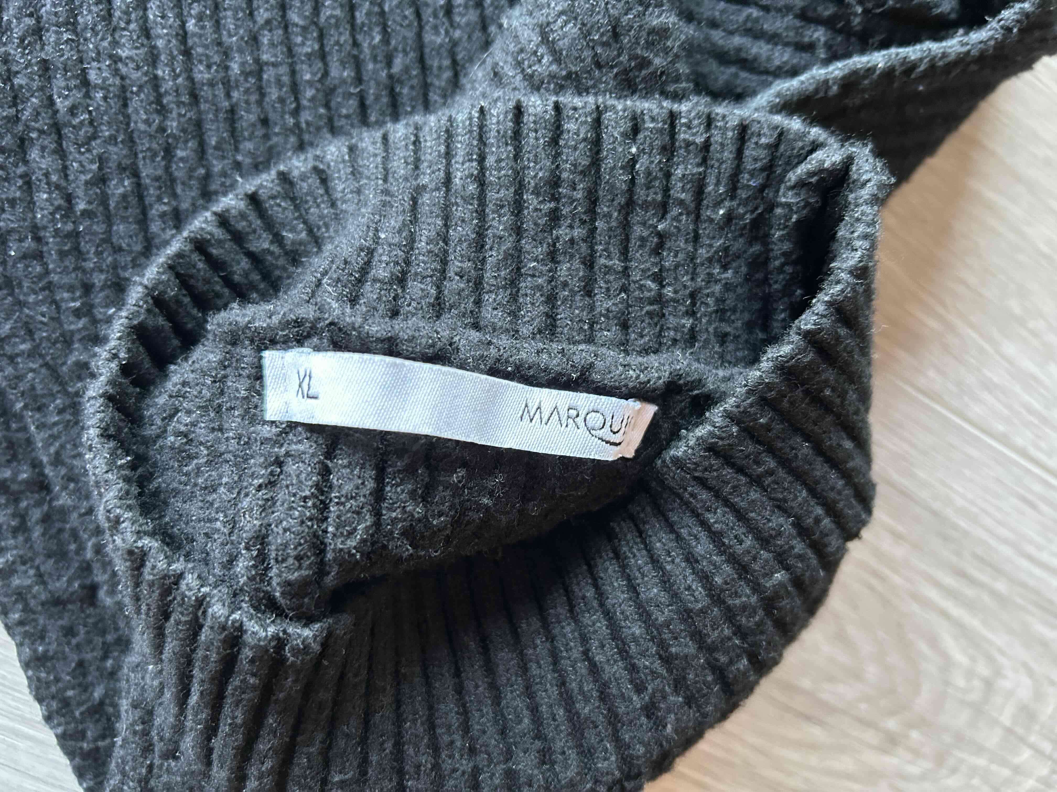 Top negro tejido sin mangas - miniatura 3