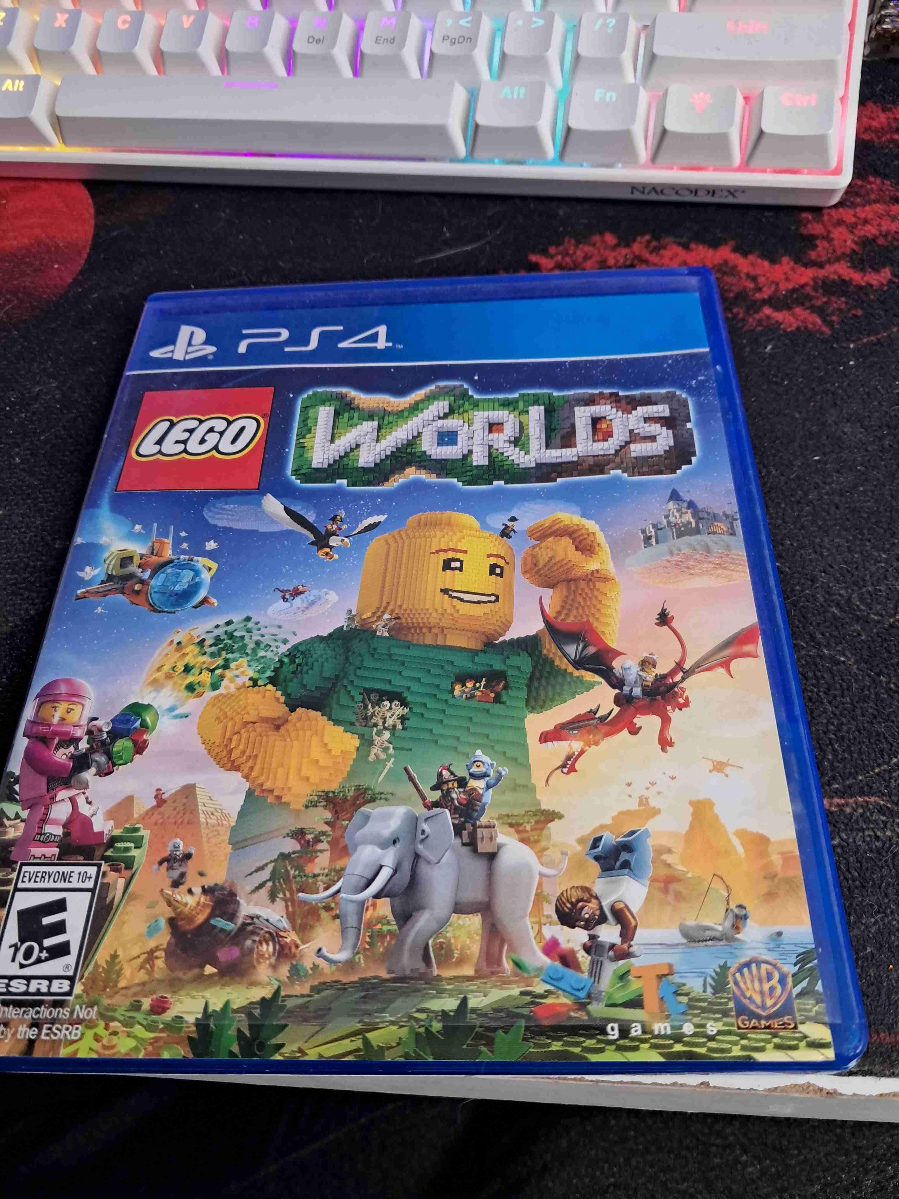 Juego PS4 LEGO Worlds - 1