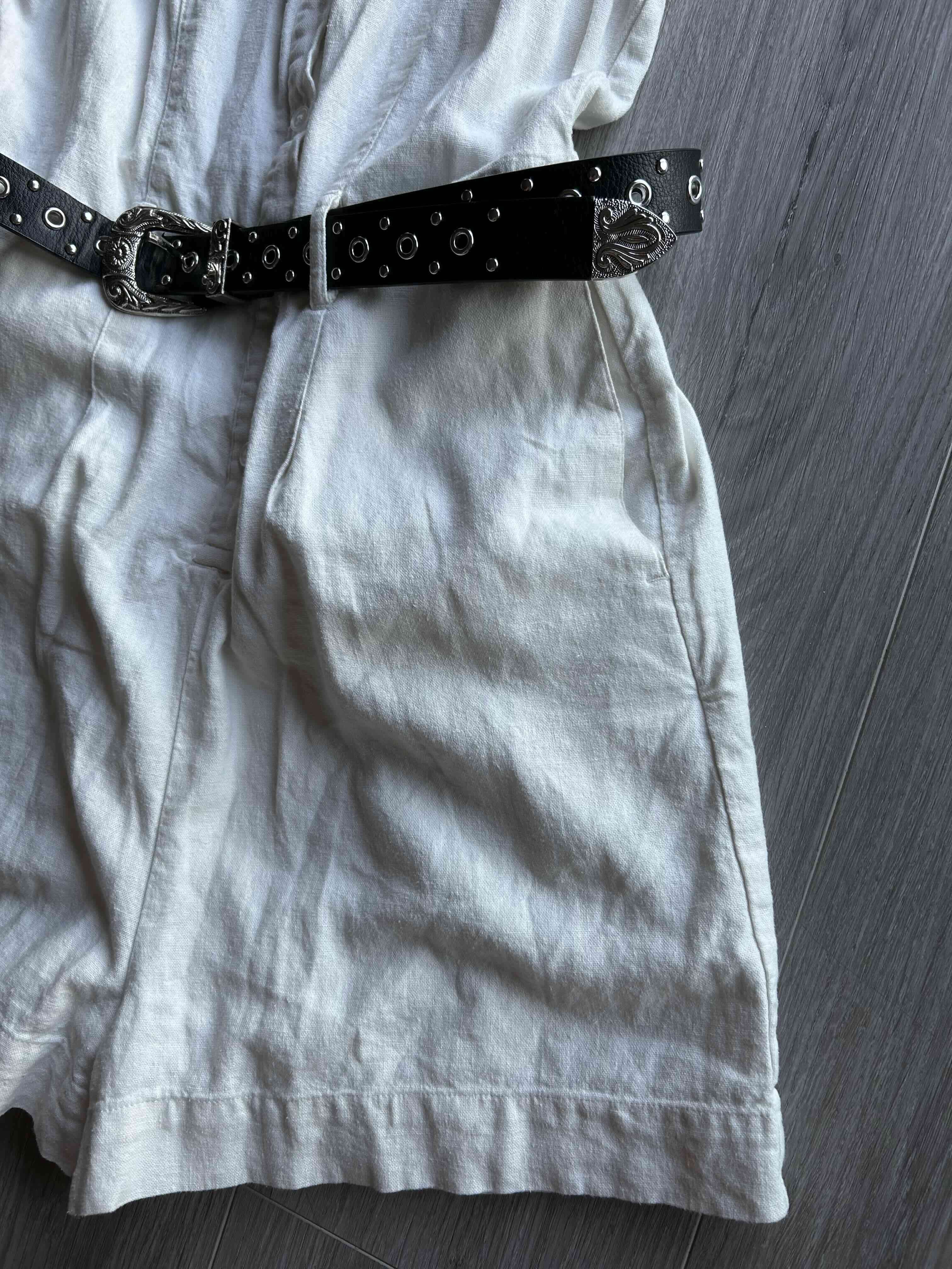 Enterito blanco con cinturón café - miniatura 3