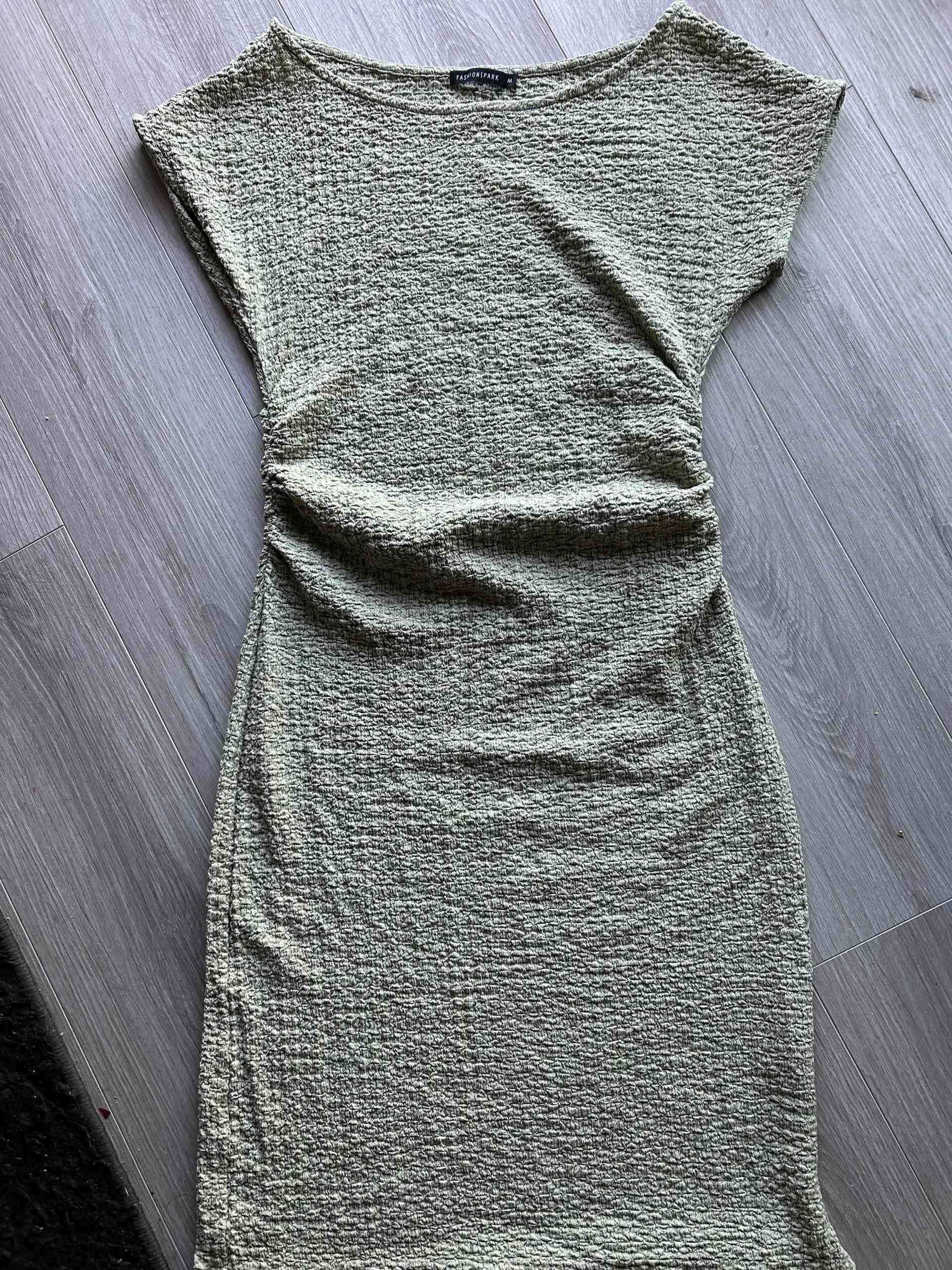 Vestido verde casual - miniatura 5