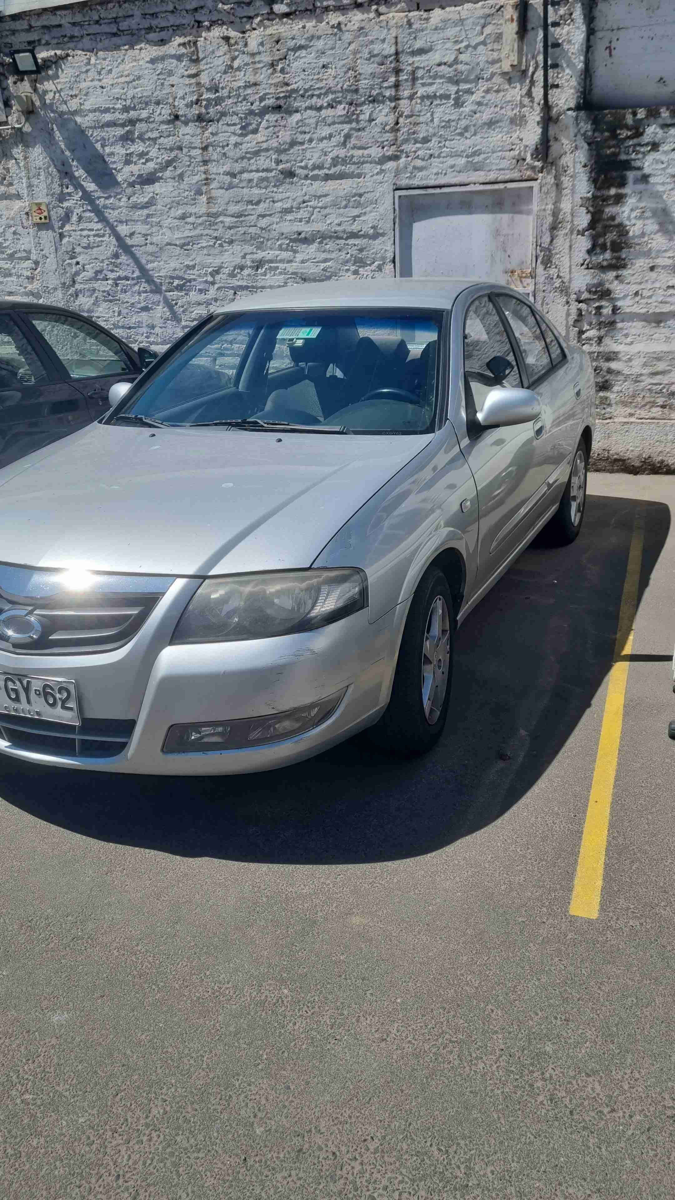 Auto sedán plateado usado Sm3 2011 - miniatura 2