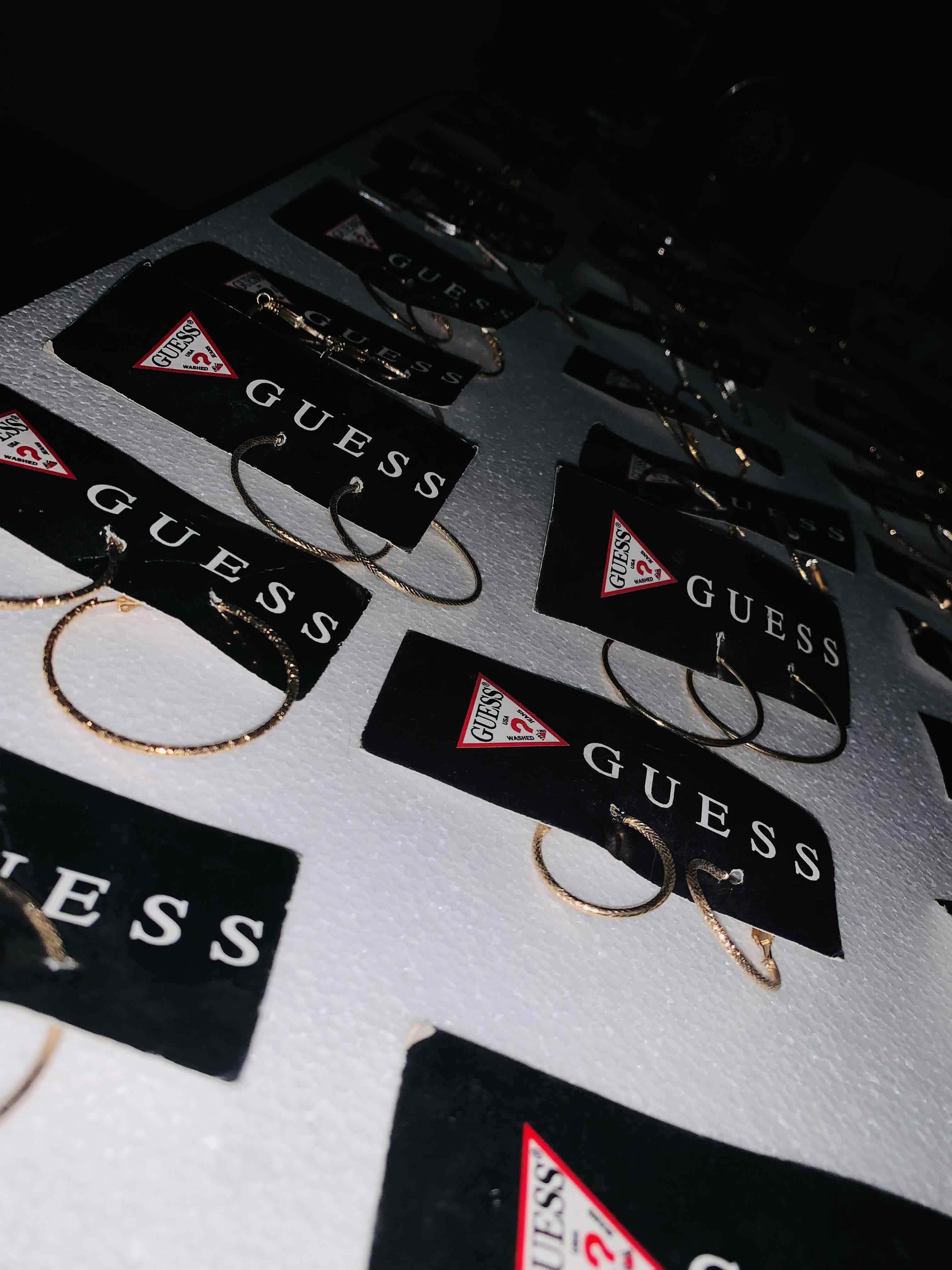Set de aros Guess y hym - miniatura 2