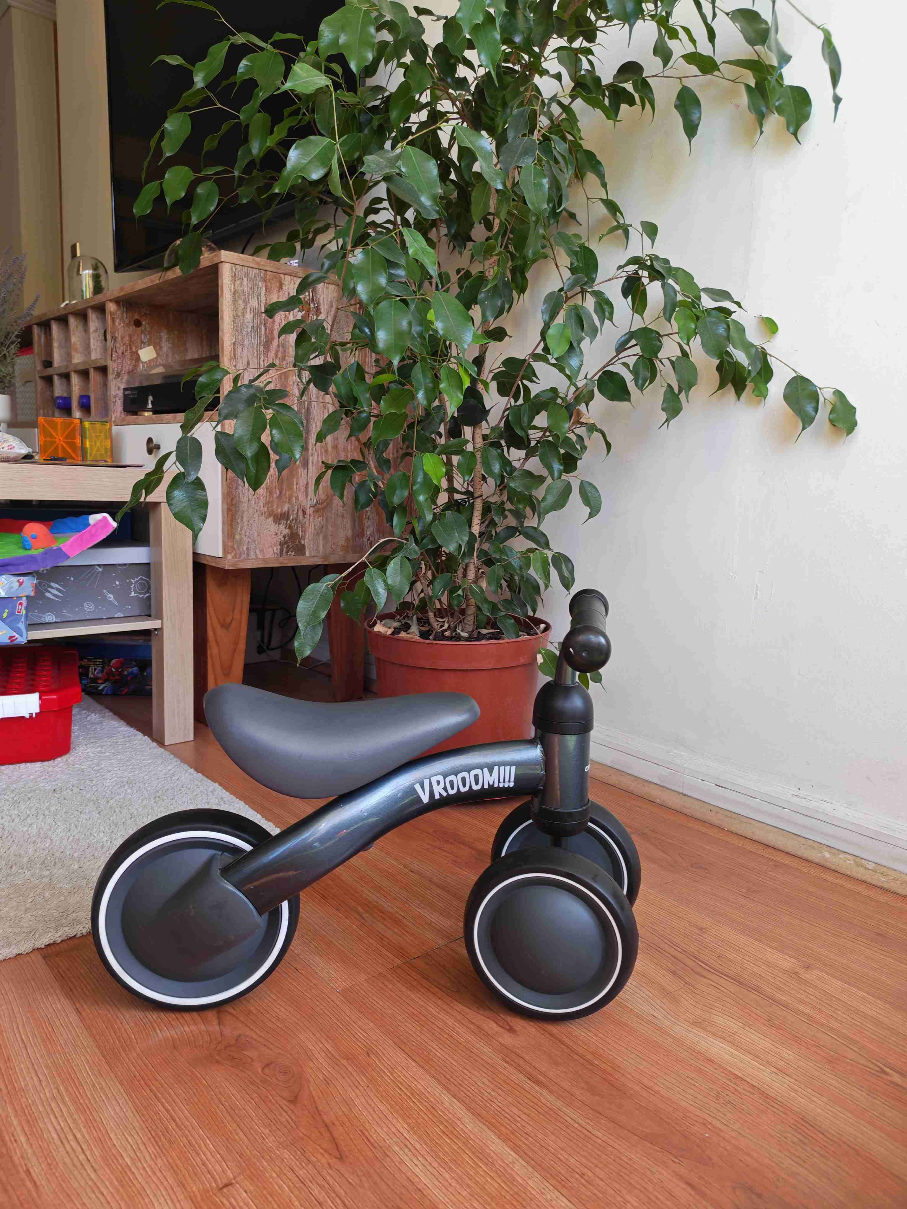 Triciclo para niños Vrooom de origen Europeo - miniatura 4