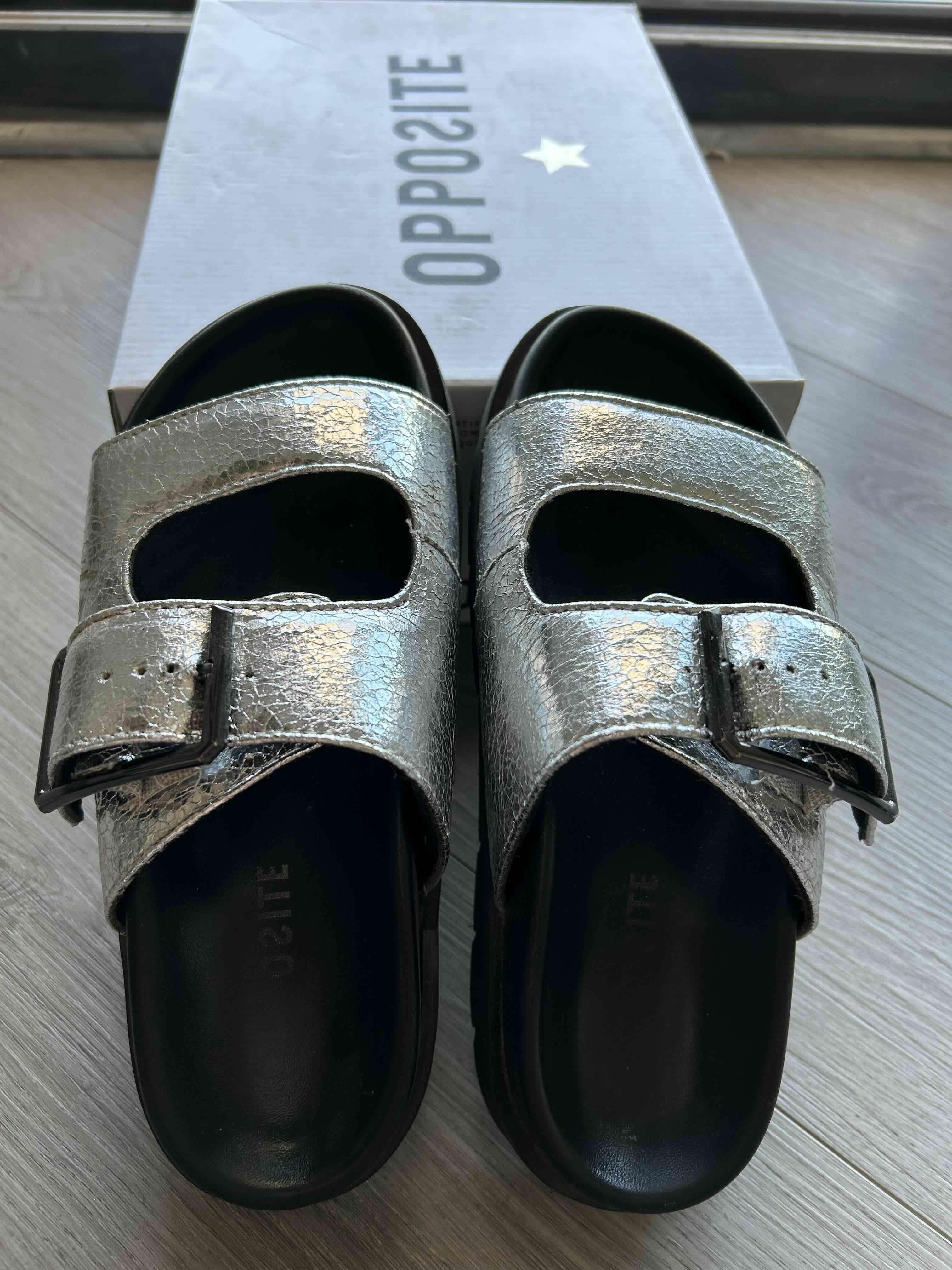 Sandalias plateadas metalizadas - miniatura 3