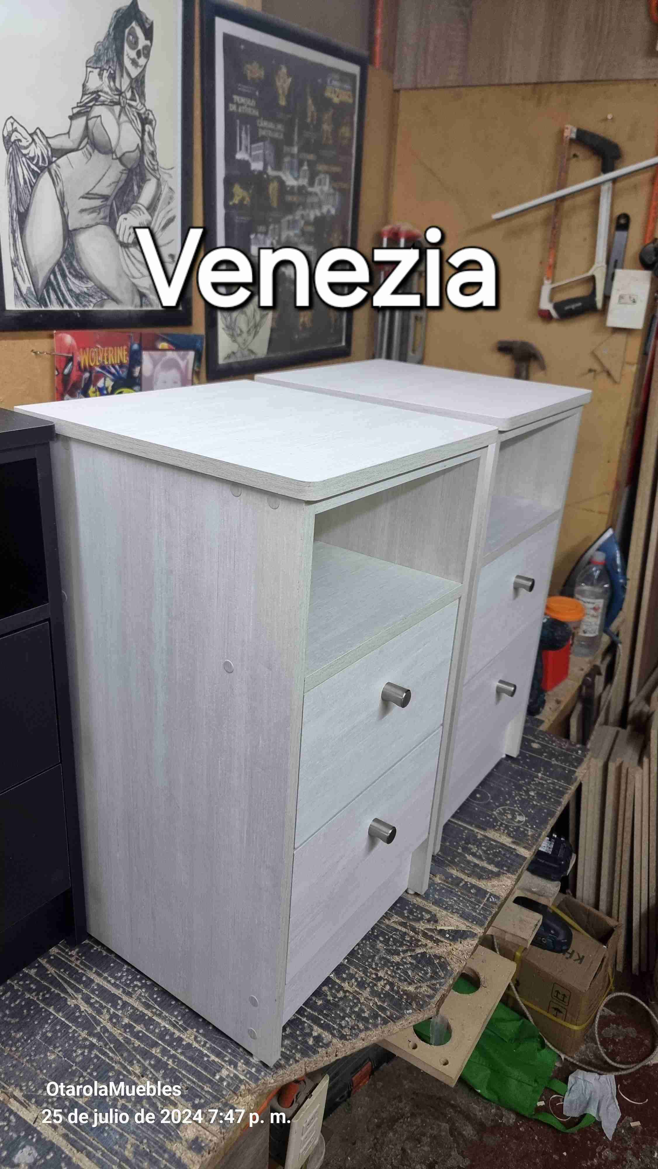 Velador de melamina con cajones - miniatura 6