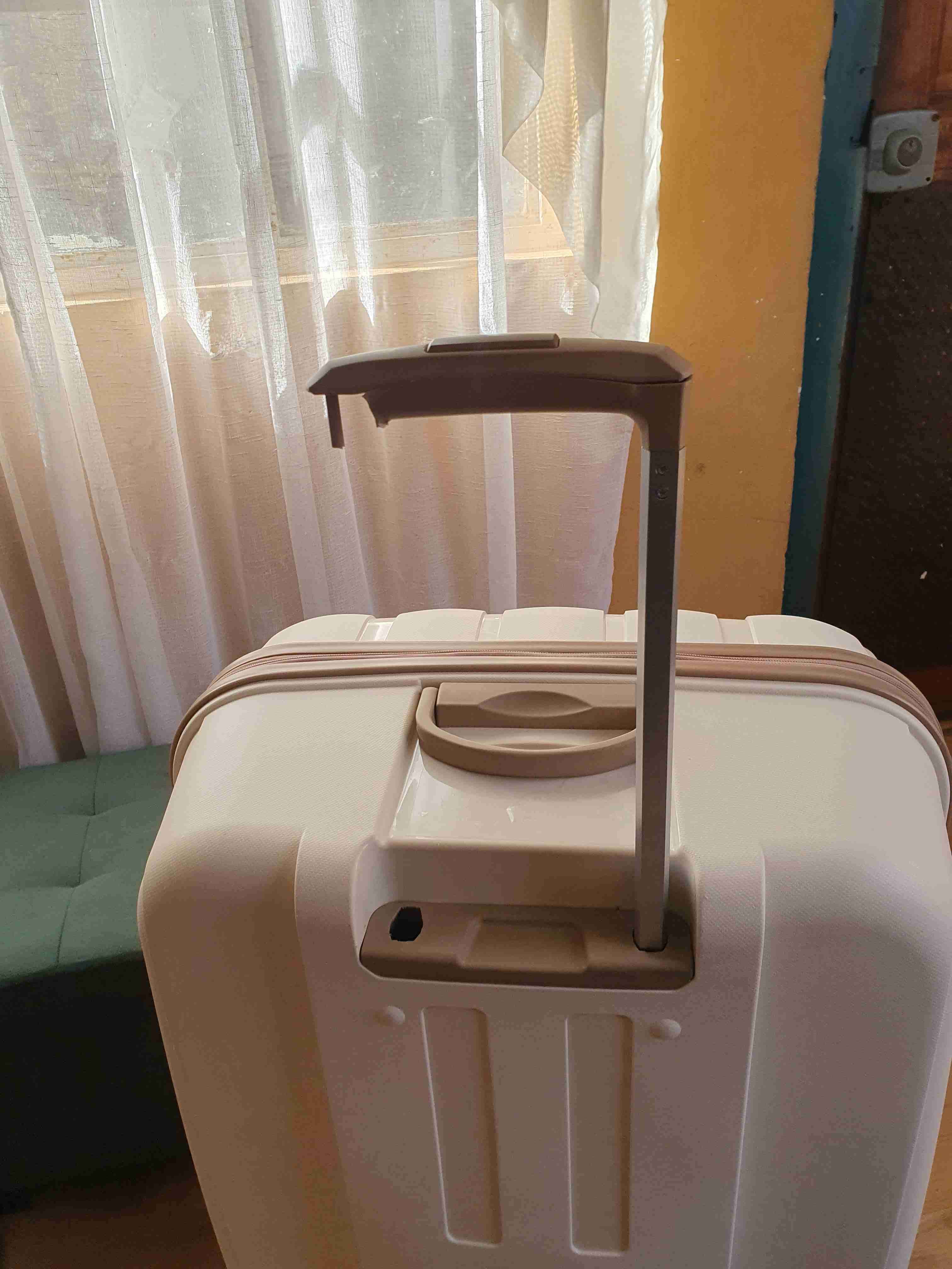 Maleta rígida con con detalle - miniatura 5