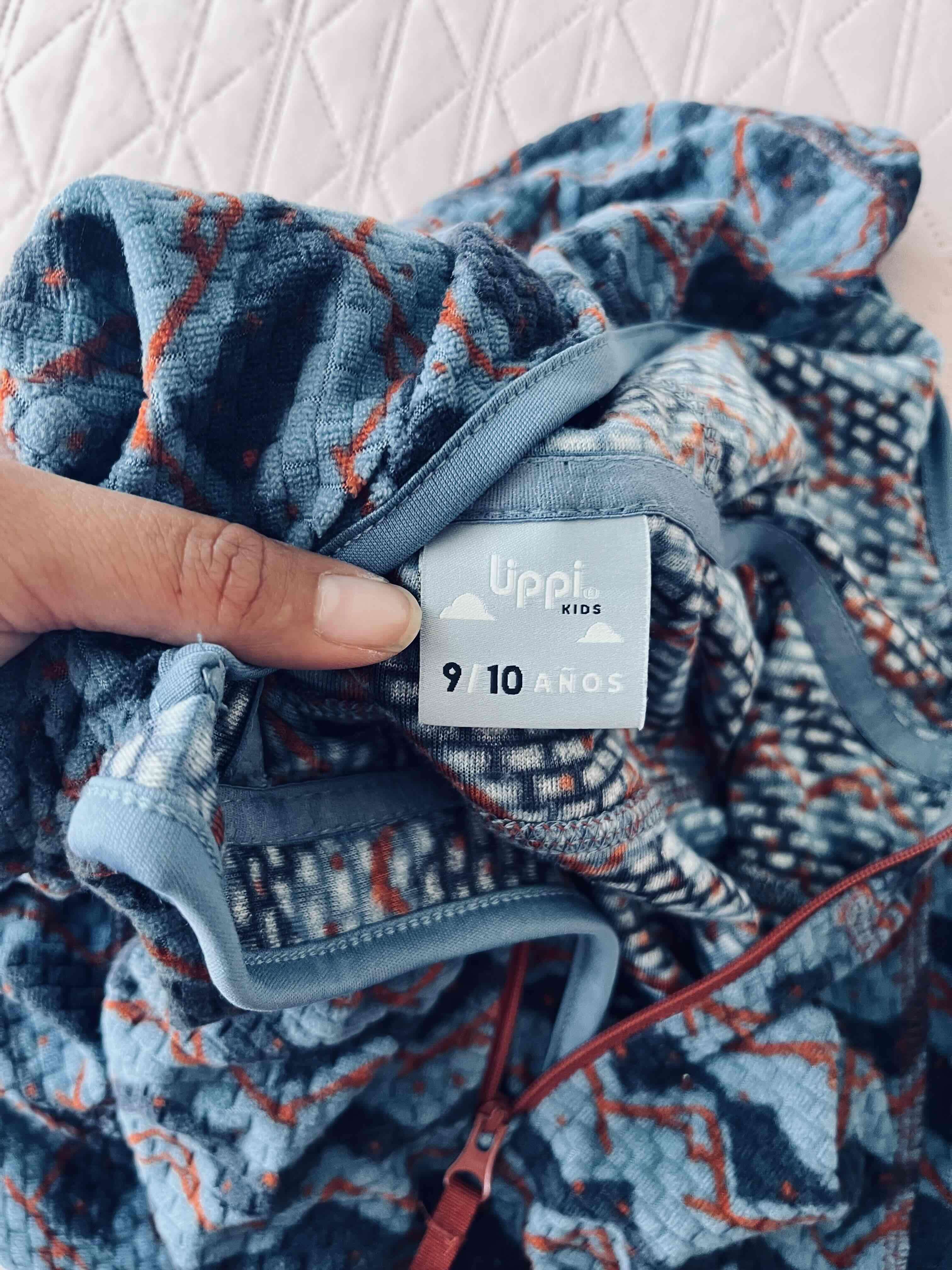 Polerón con capucha patrón zigzag Lippi niño talla - 3