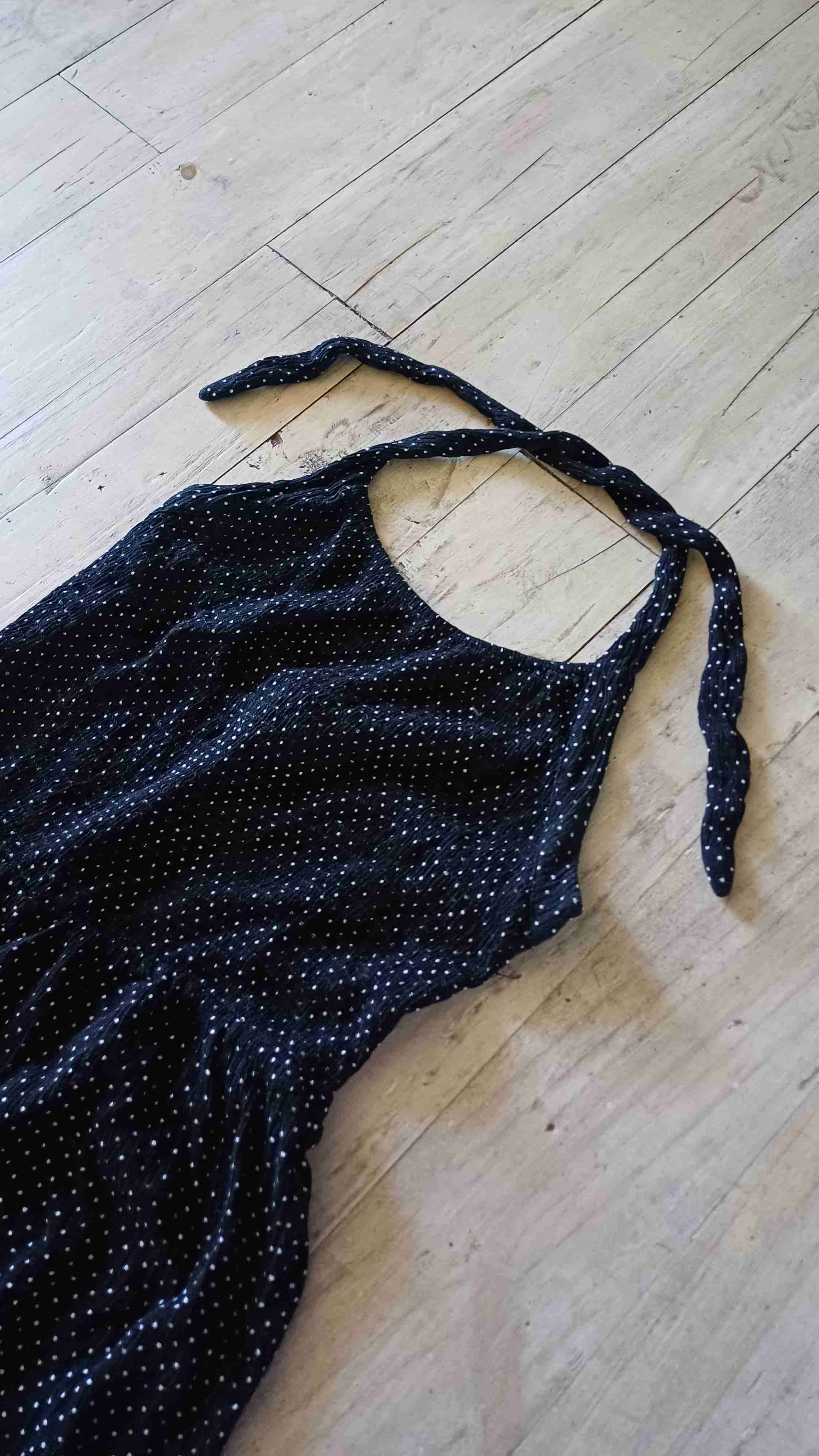 Enterito negro con puntos - miniatura 2