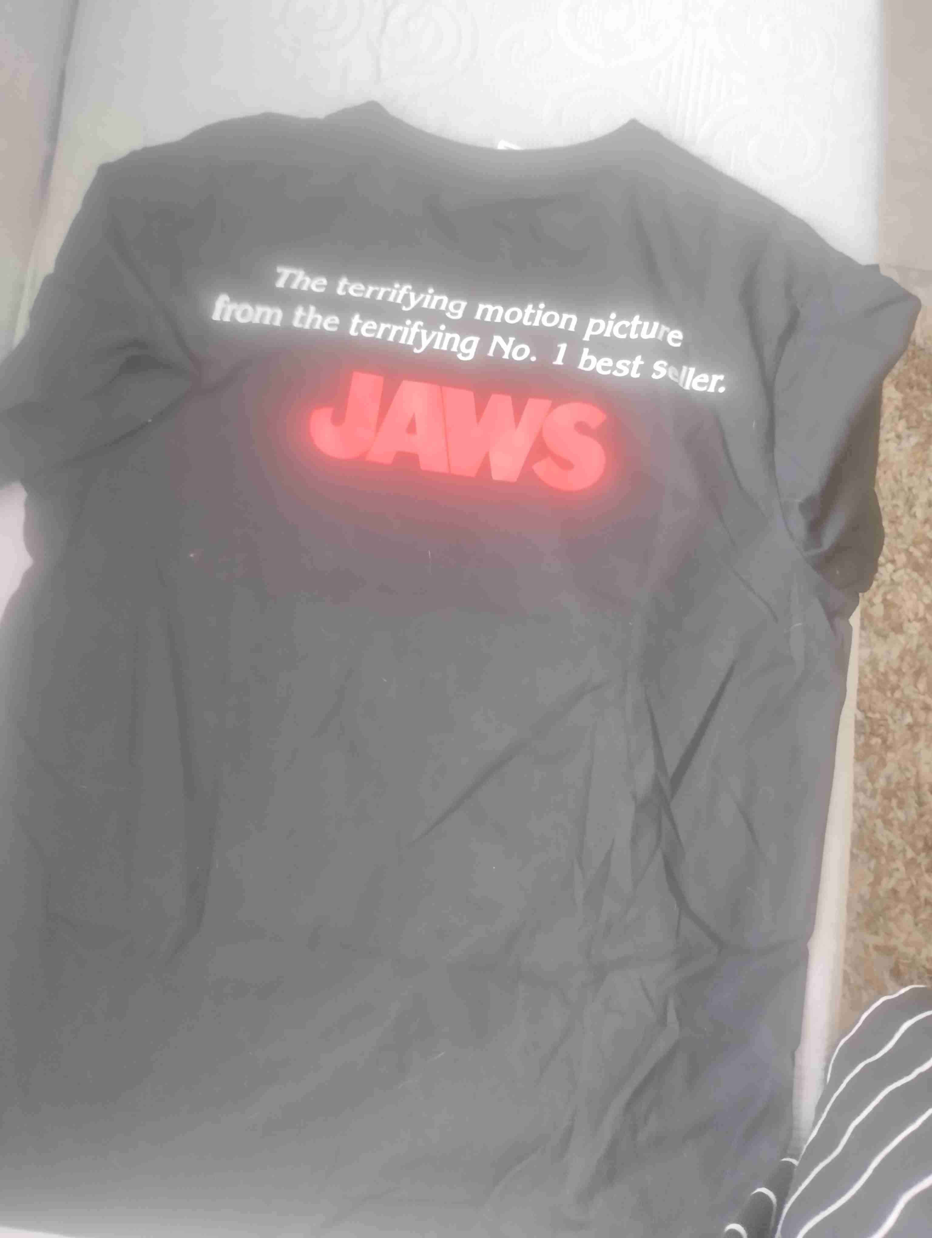 Polera negra Jaws - miniatura 2