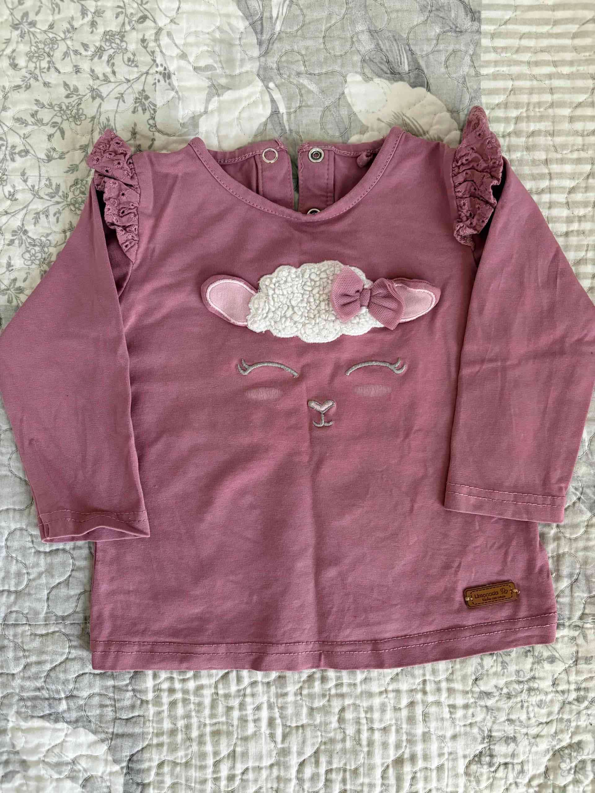 Polera con diseño de oveja - miniatura 2