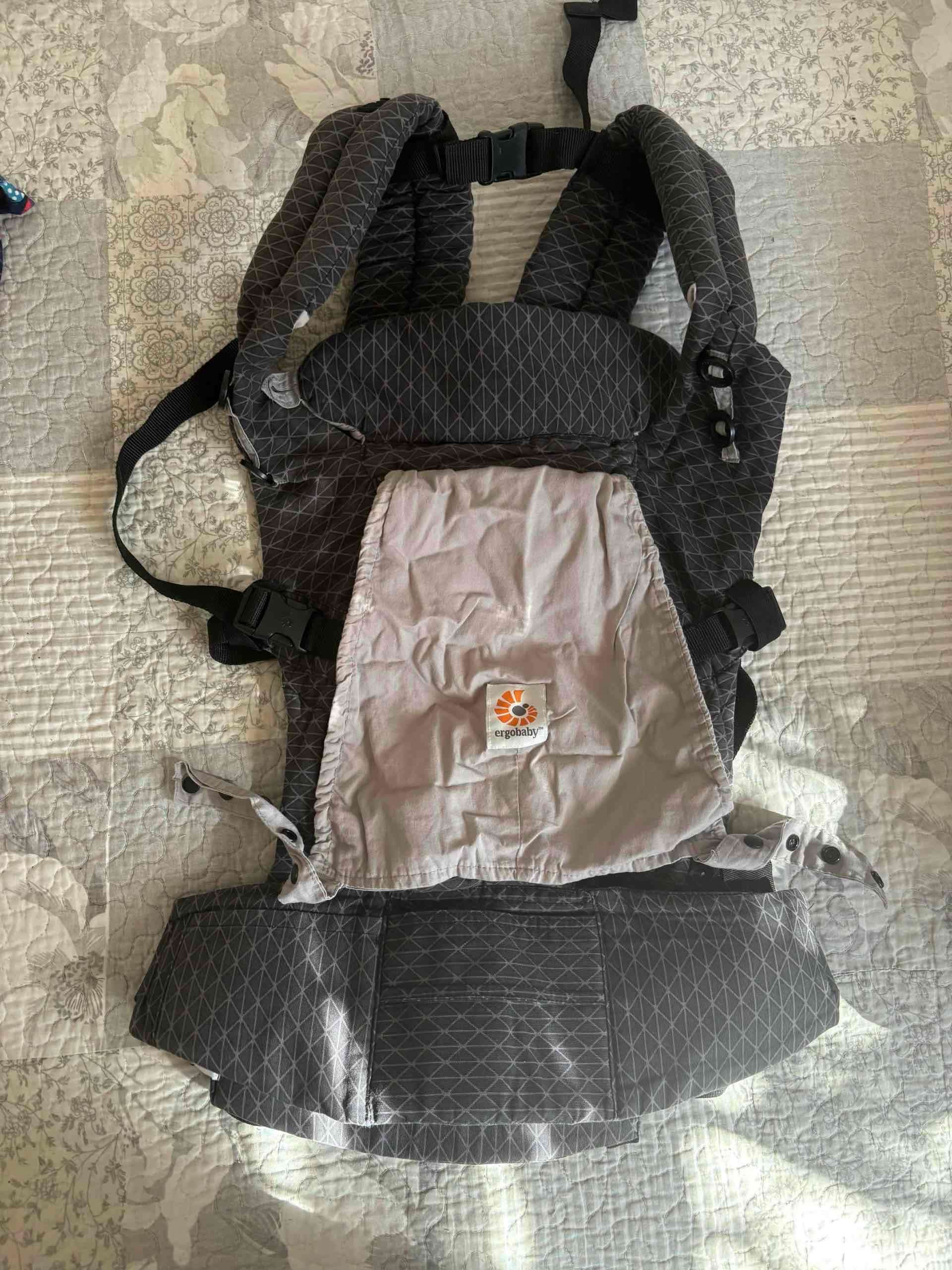 Mochila portabebés gris Ergobaby - miniatura 5