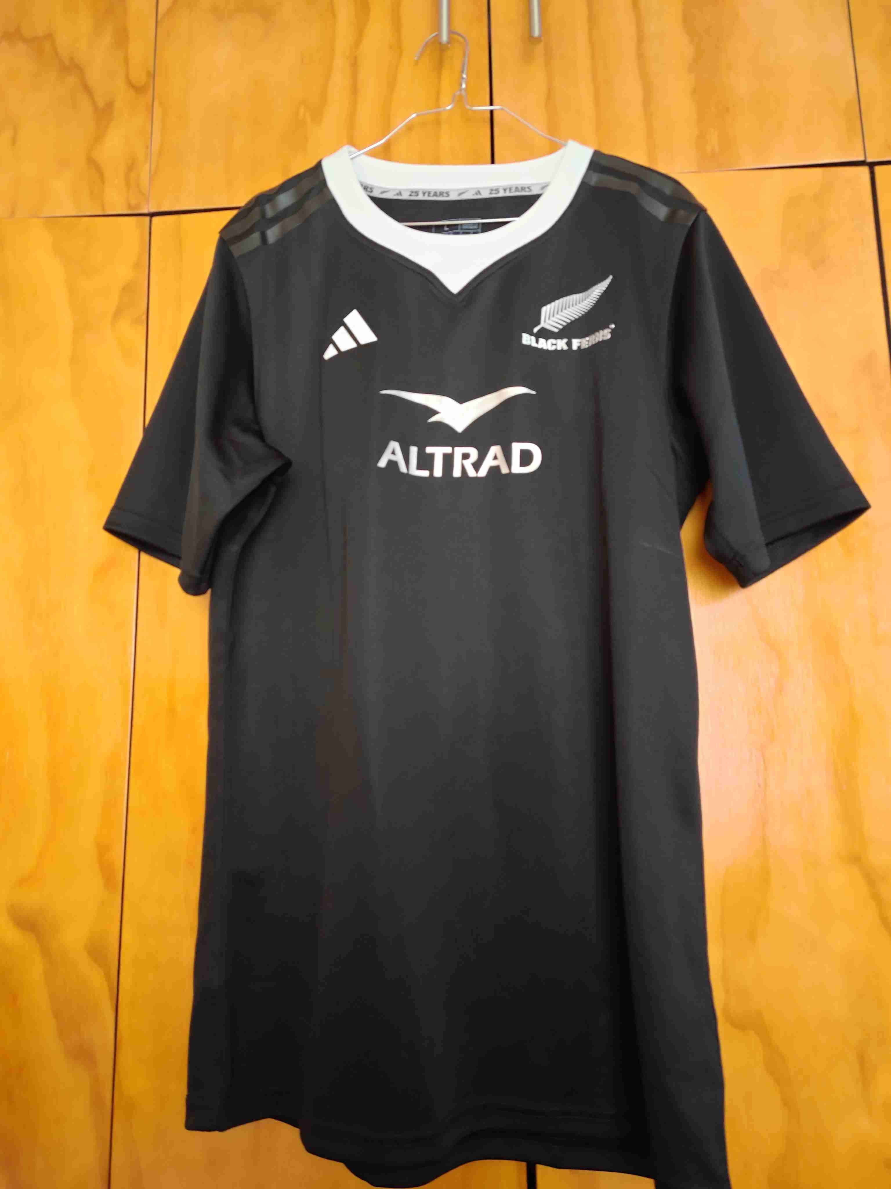 Polera deportiva negra Adidas all blacks - 1