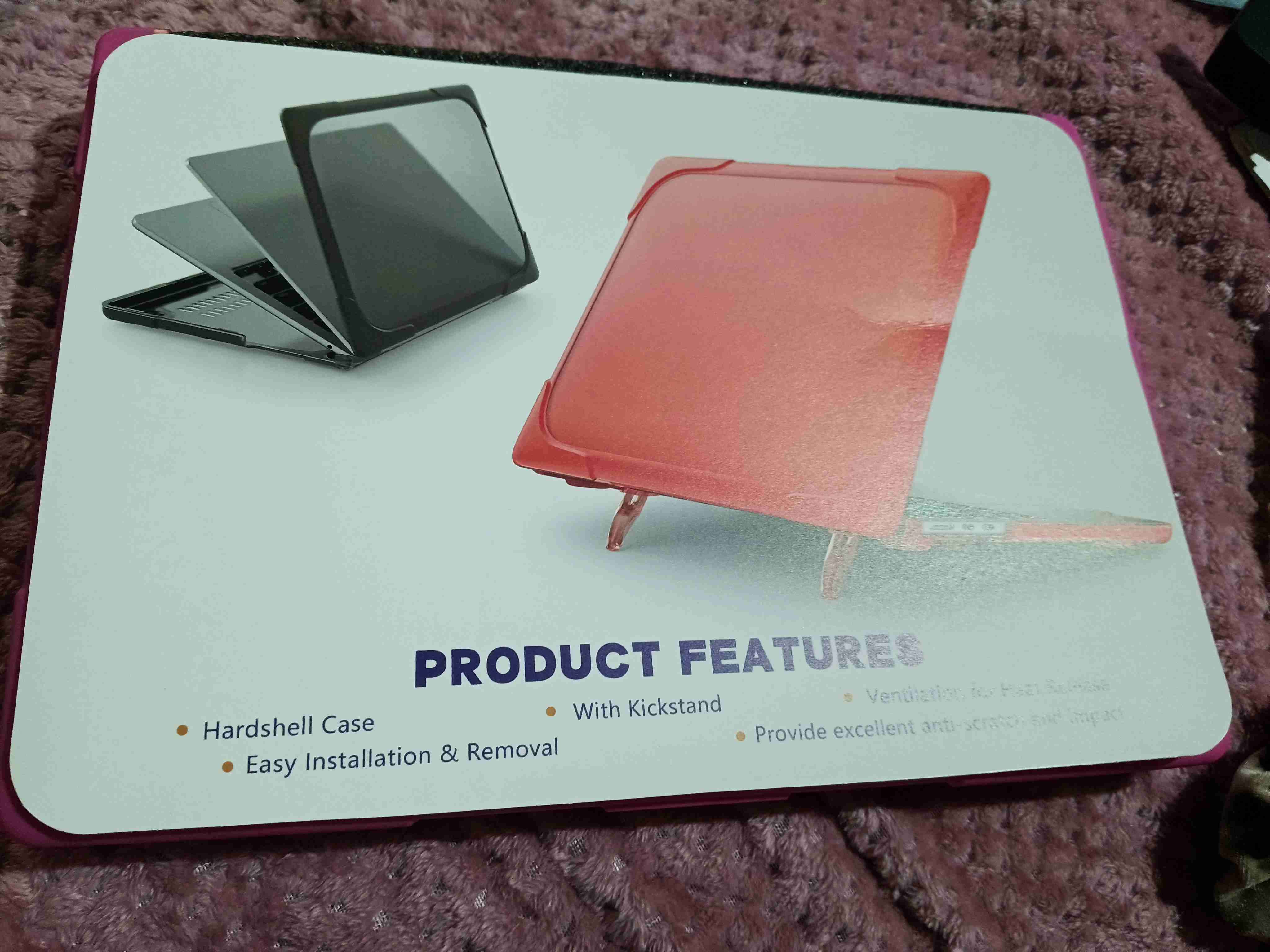 Funda rígida para laptop Pro 13 con soporte - miniatura 1