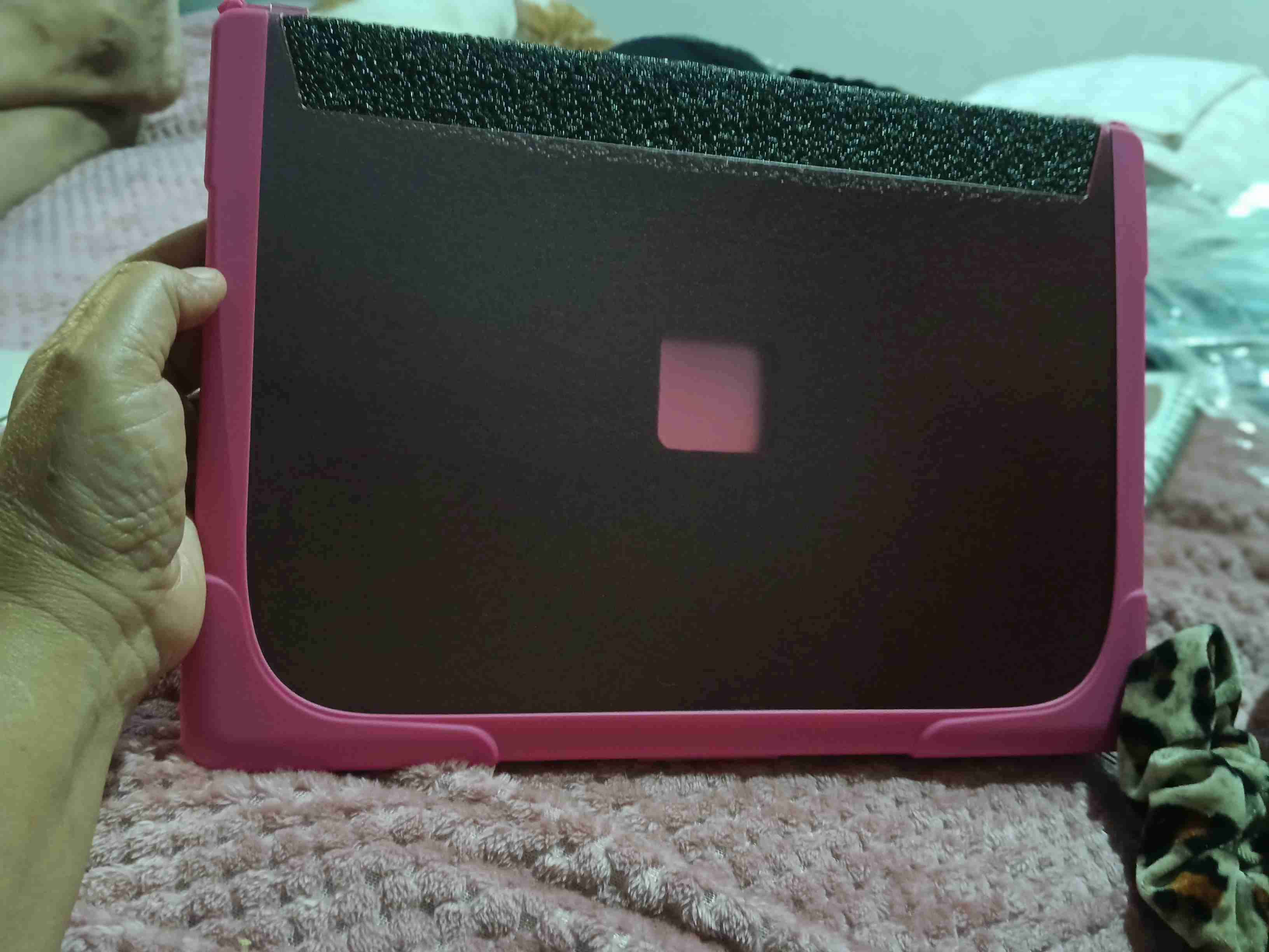 Funda rígida para laptop Pro 13 con soporte - miniatura 3