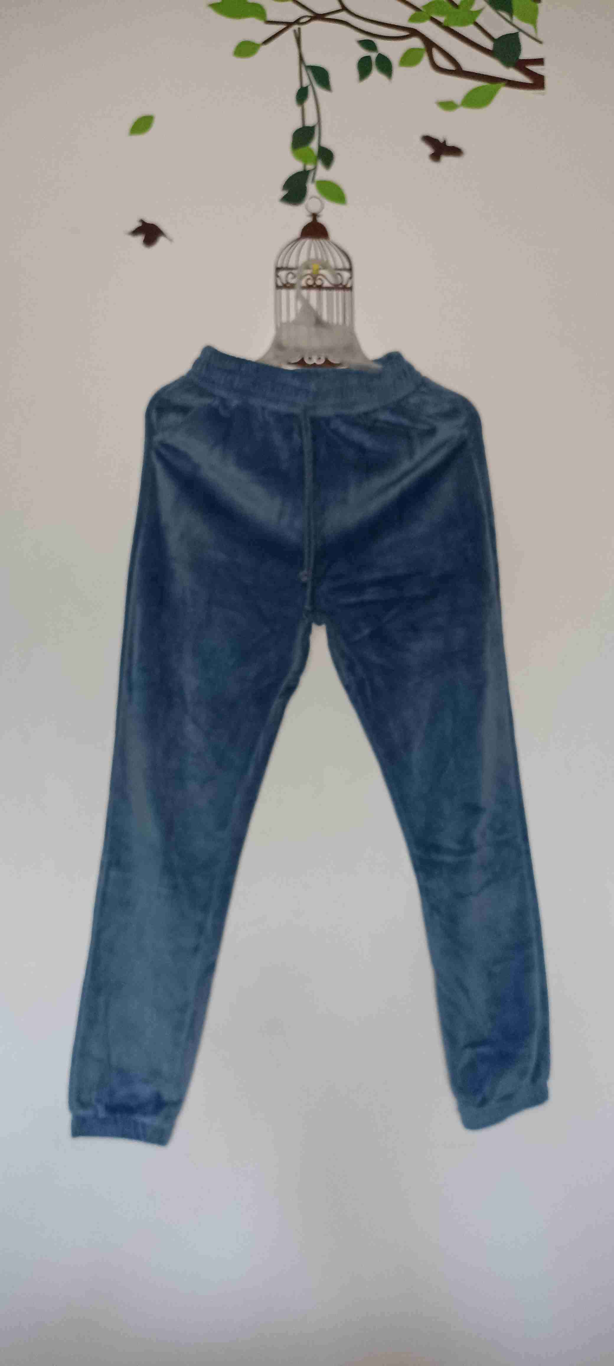 Pantalón azul de polar suave tipo terciopelo