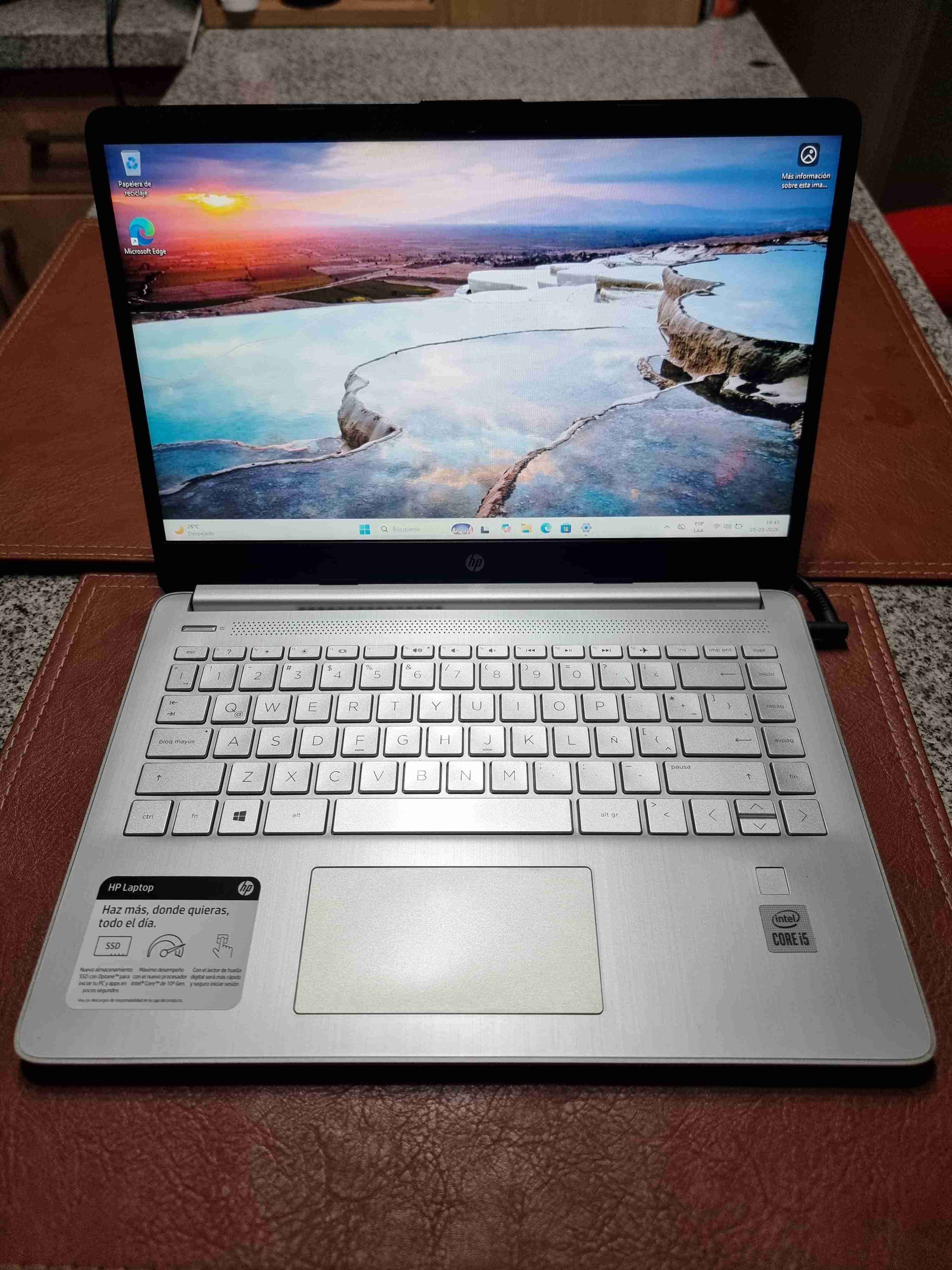 Laptop HP i5 - miniatura 2