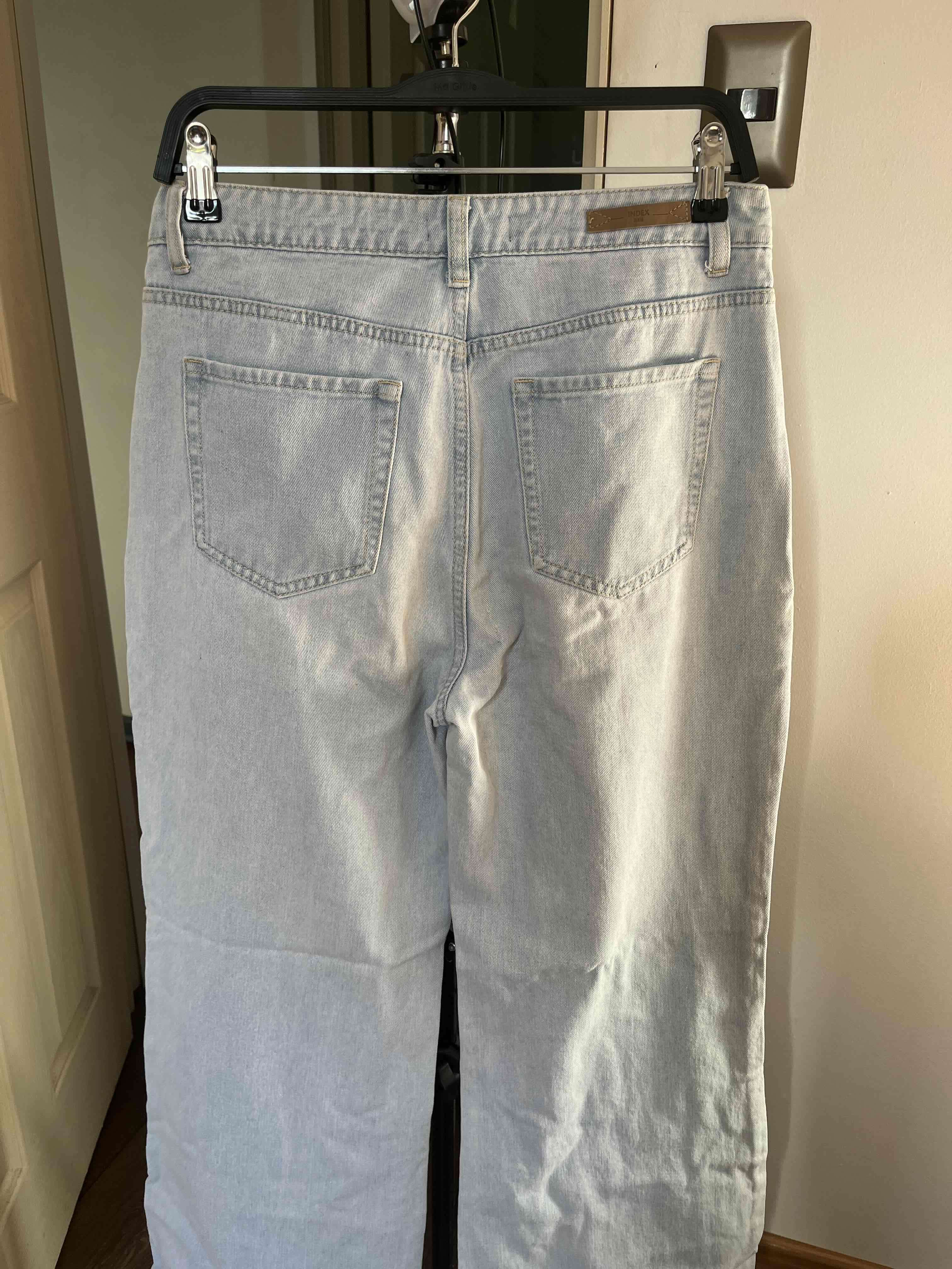 Jeans celestes - miniatura 2