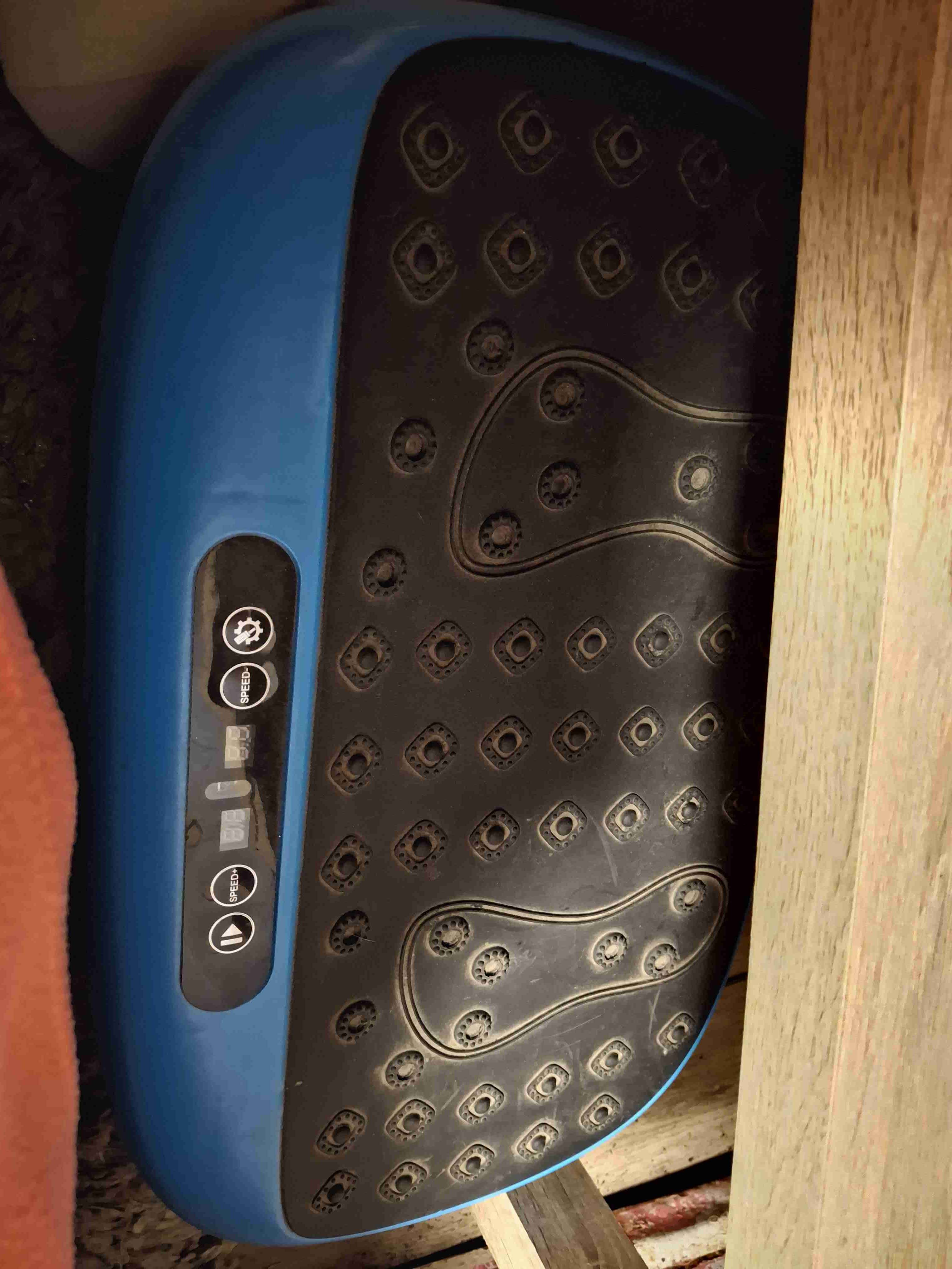 Plataforma vibratoria azul