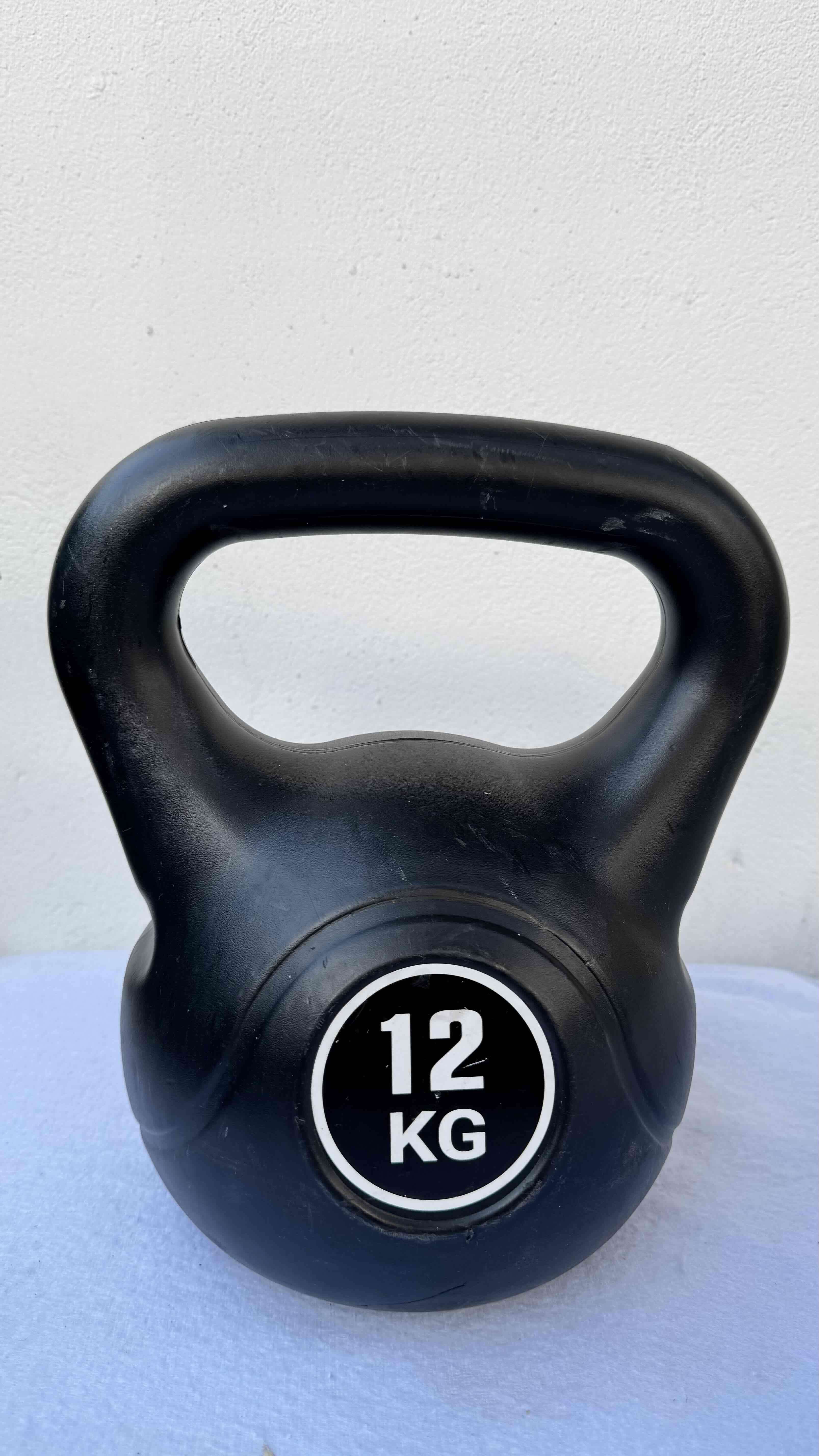 Kettlebell 12 kg negro