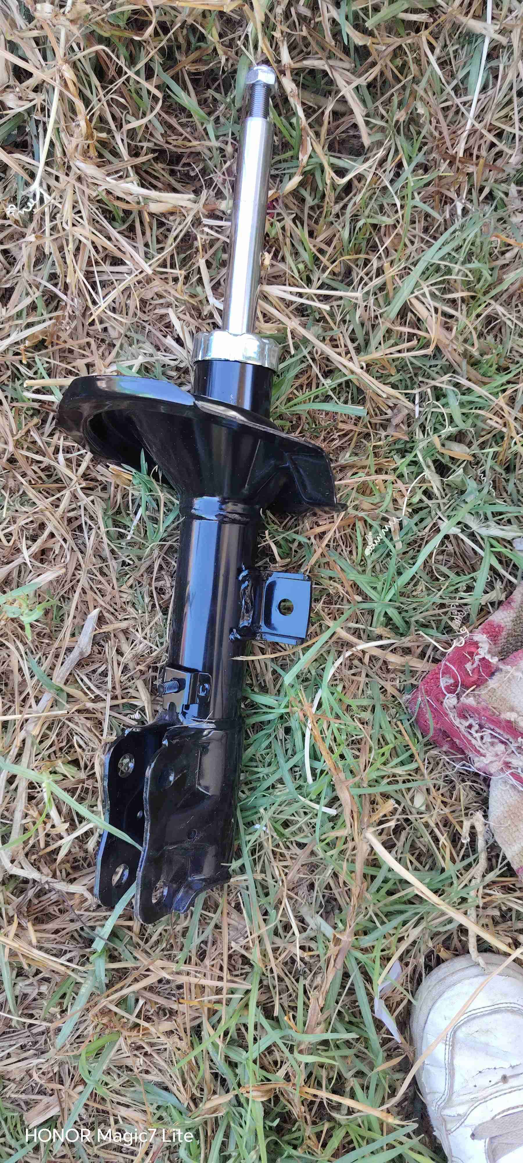 Amortiguador de auto nuevo