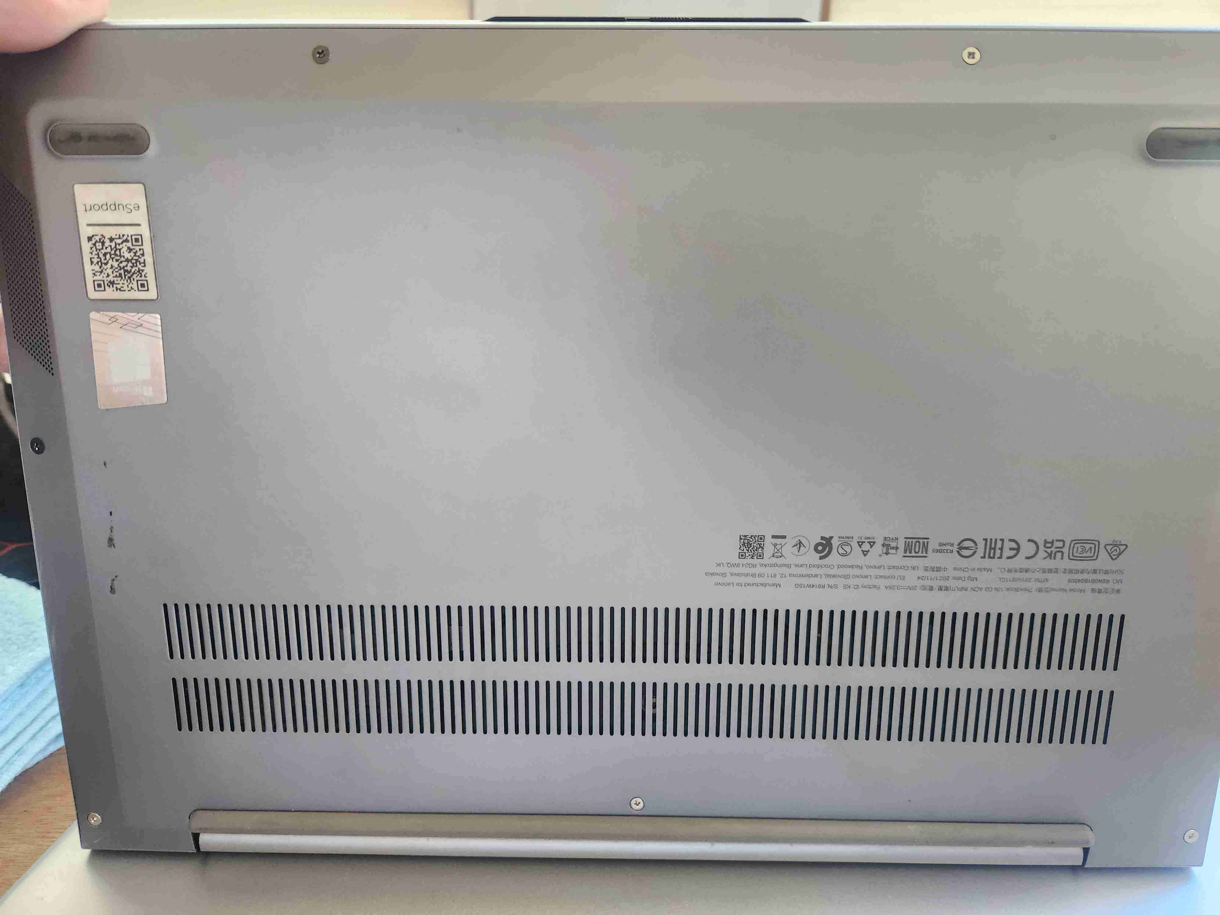 Notebook Lenovo 13s 3ra generación - miniatura 6