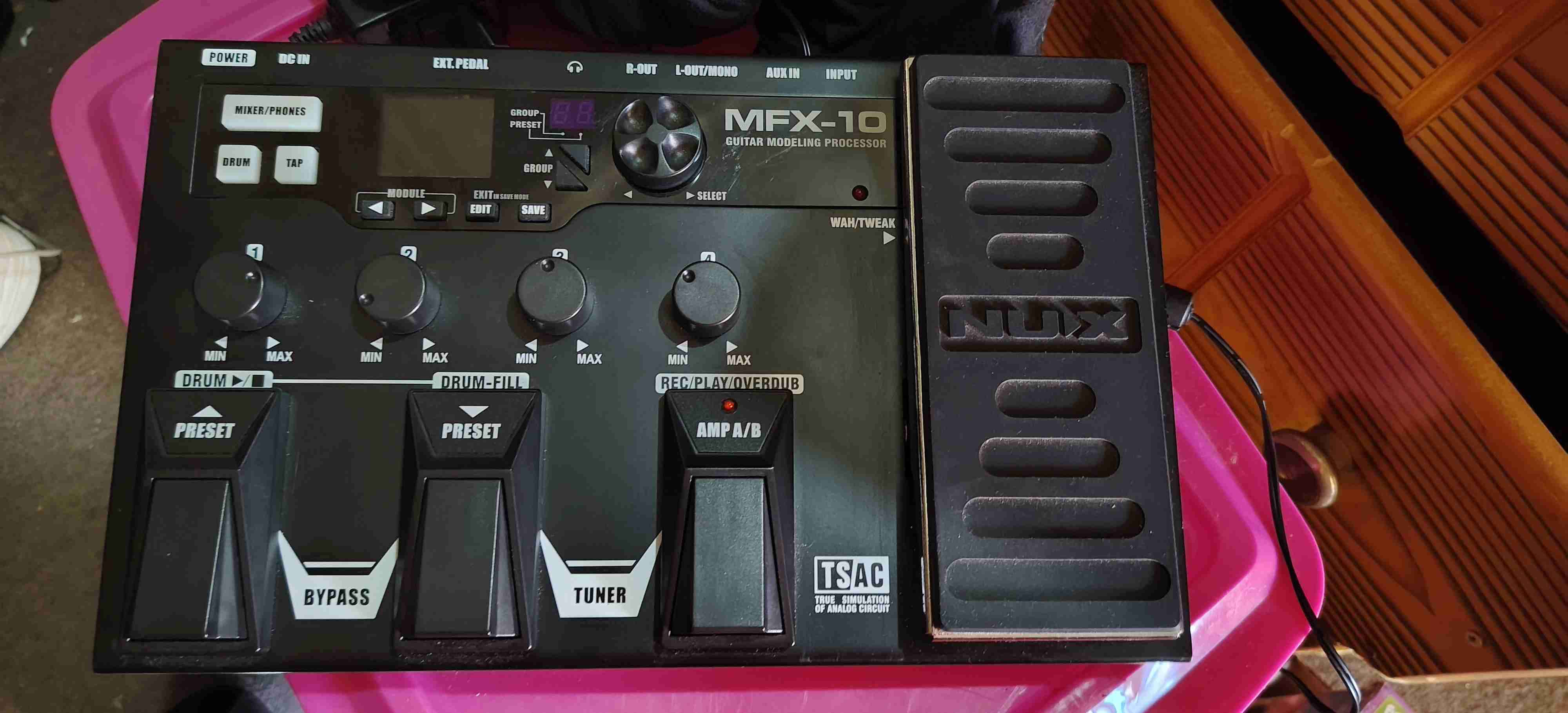 Pedalera multiefectos Nux MFX-10 - miniatura 3