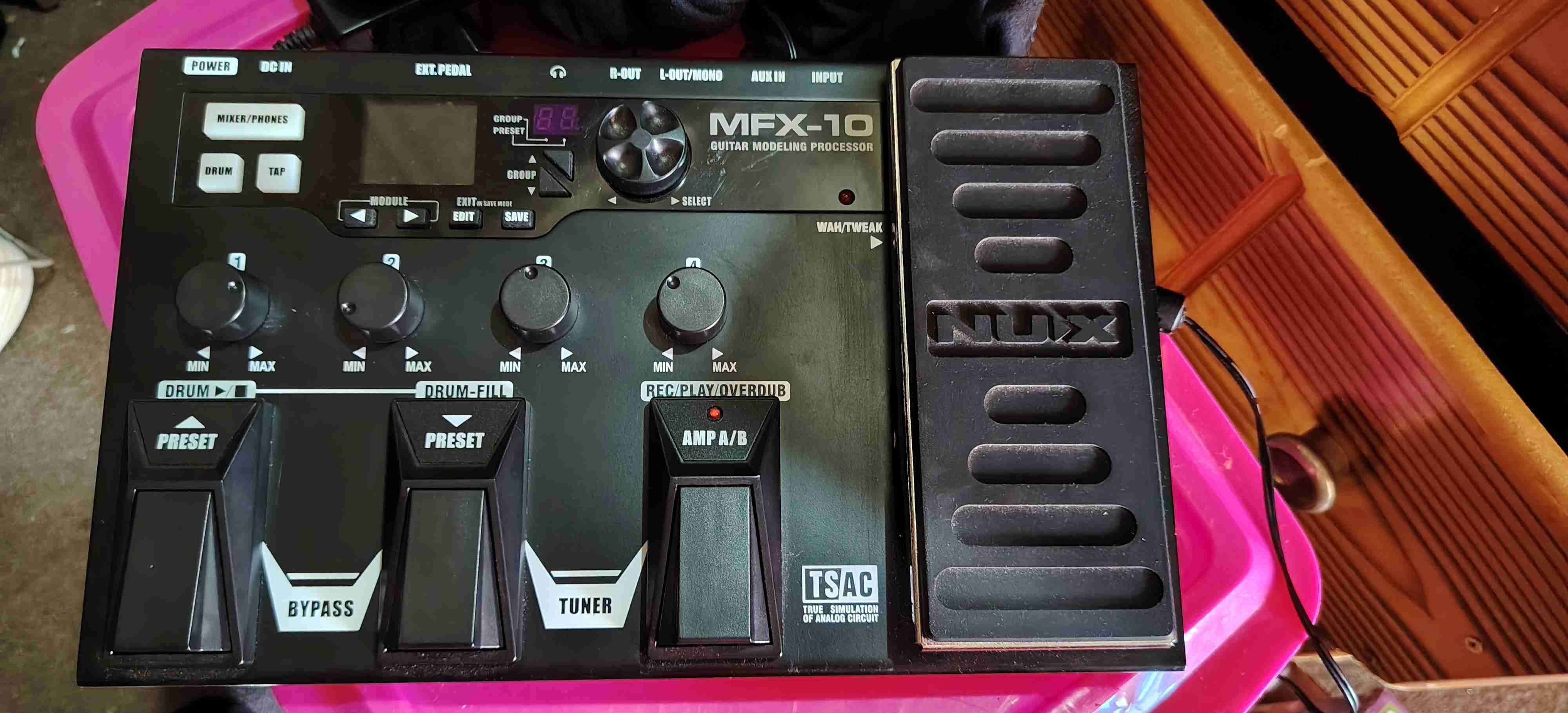 Pedalera multiefectos Nux MFX-10 - miniatura 4