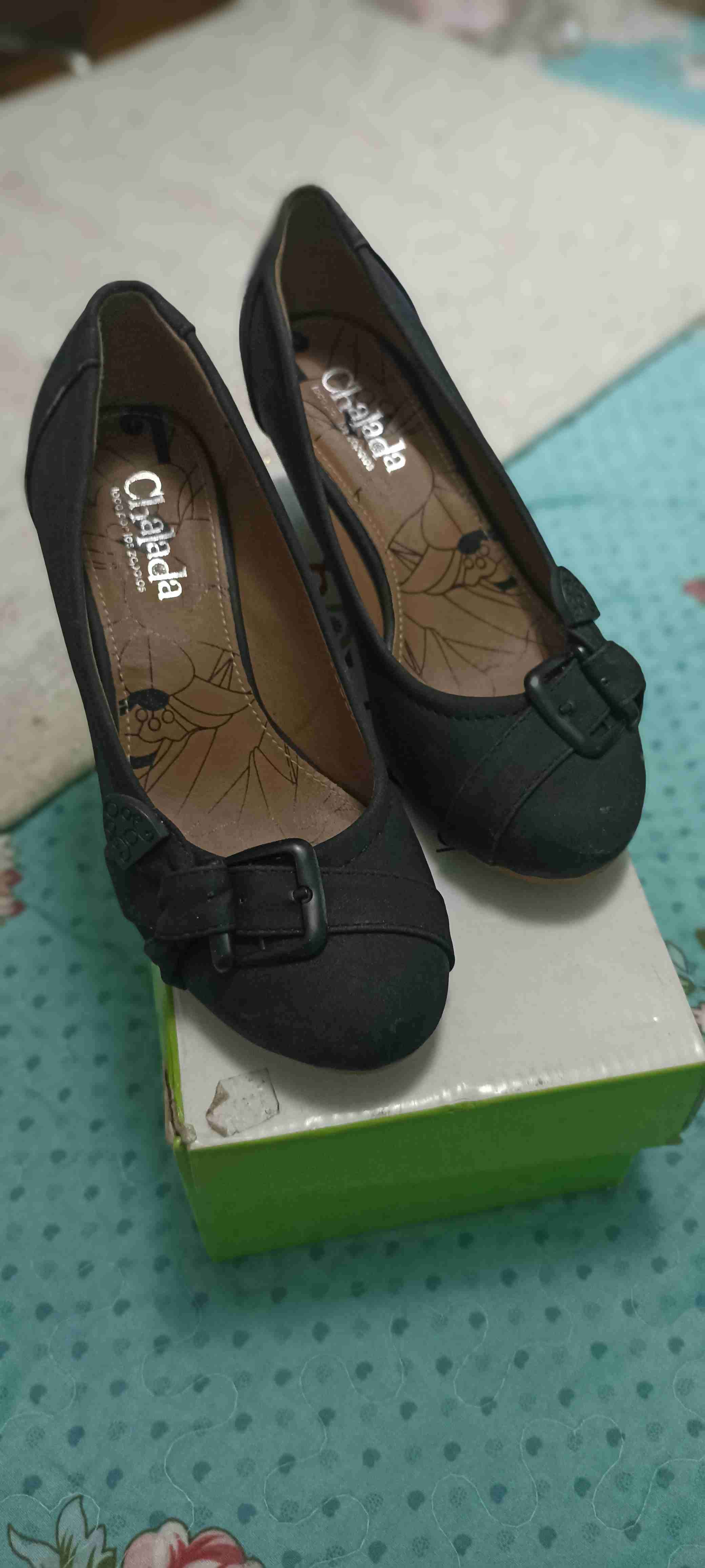 Zapatos de tacón negro elegantes - miniatura 2