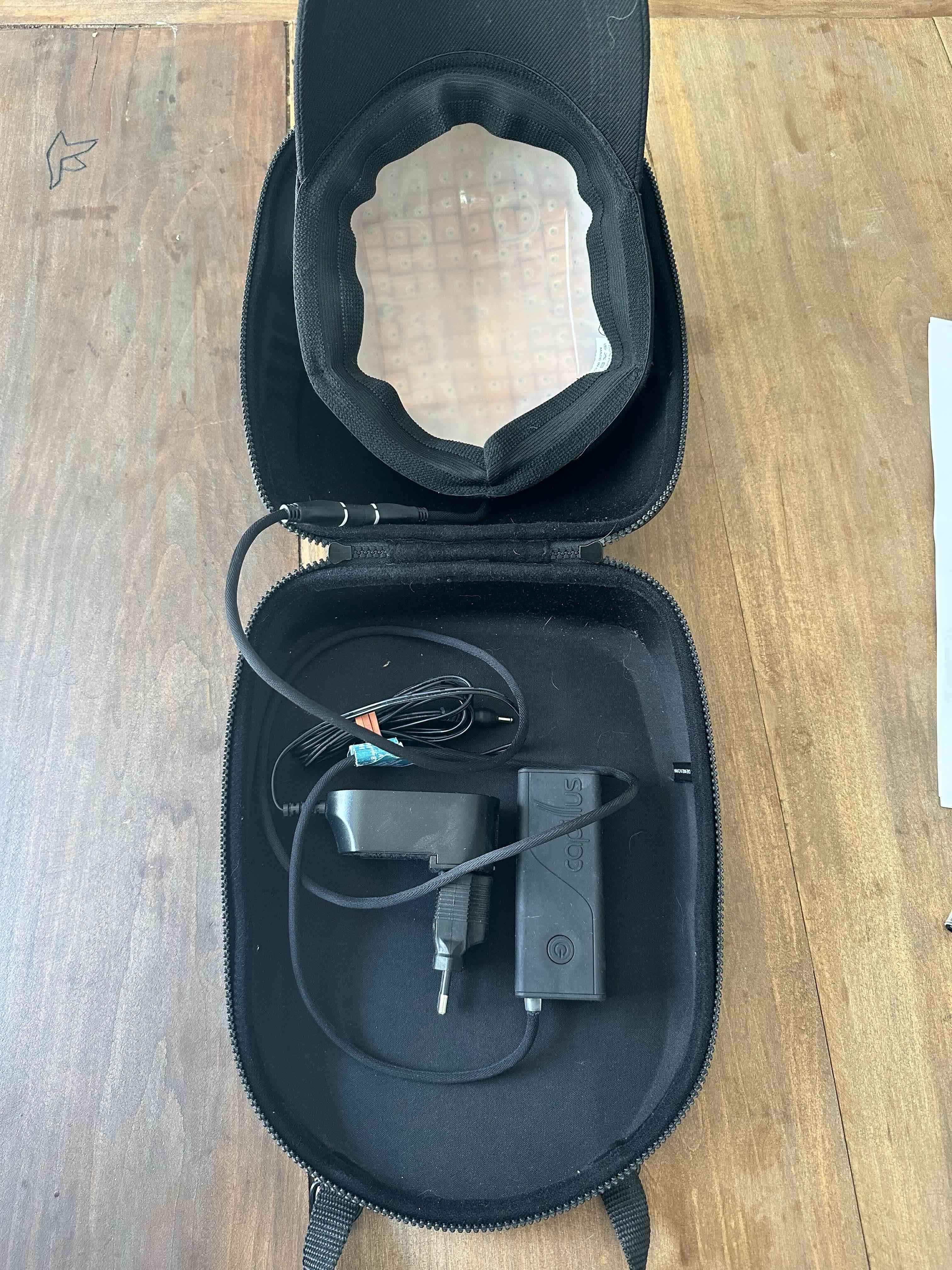 Capillus Plus  en estuche - miniatura 4