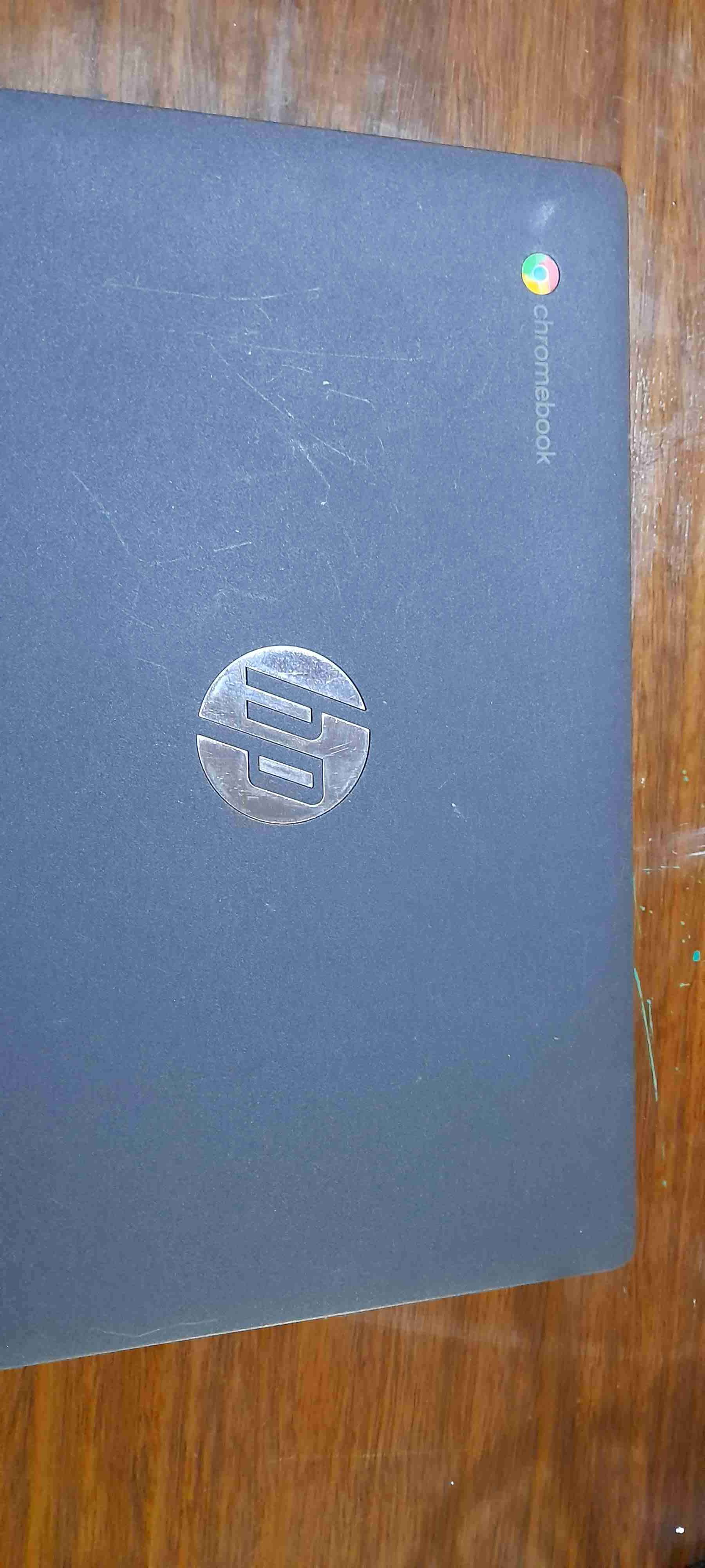 Chromebook HP gris oscuro - miniatura 1