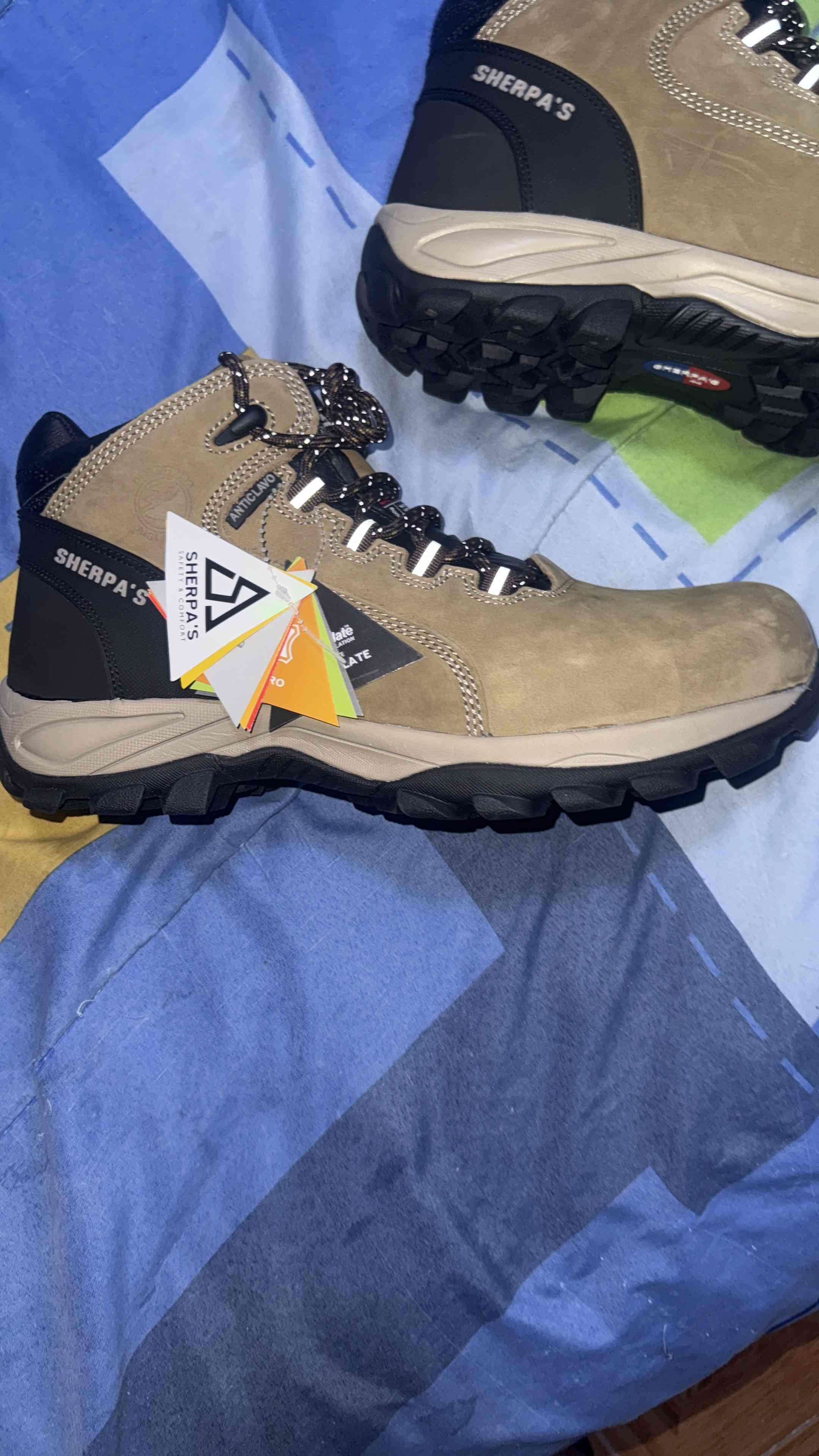 Botas de senderismo Sherpa's nuevas - 4