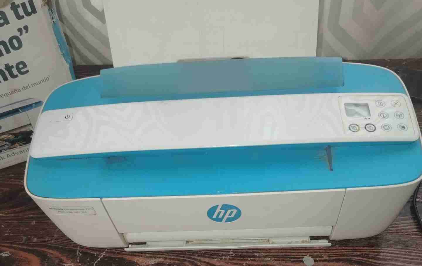 Impresora HP DeskJet Ink Advantage - 2