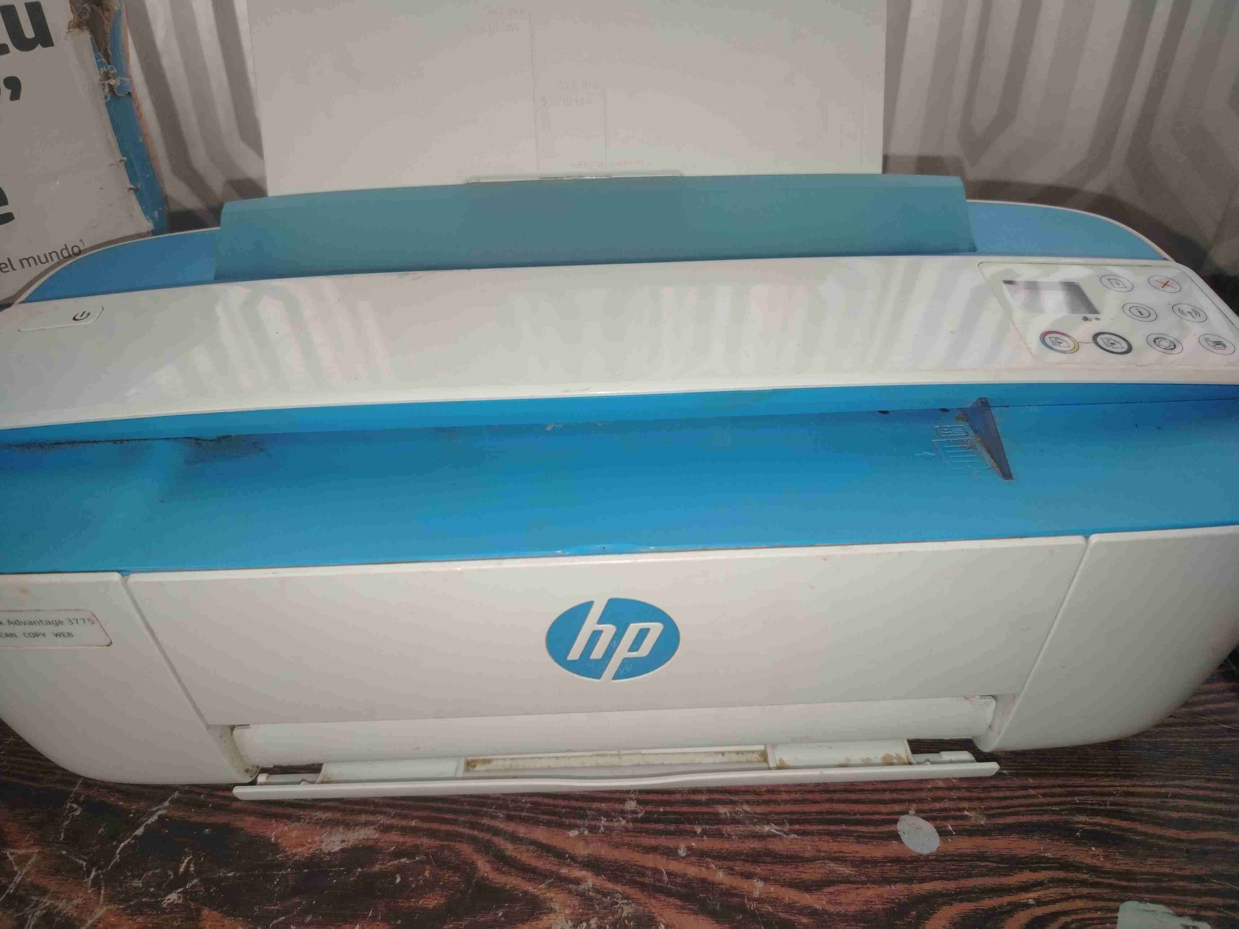 Impresora HP DeskJet Ink Advantage - 3