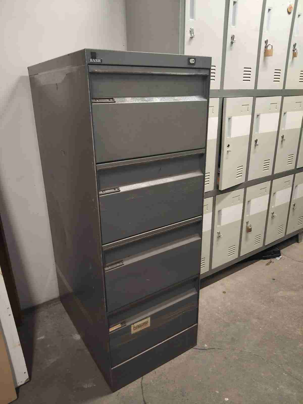 Archivador metálico gris usado - miniatura 3