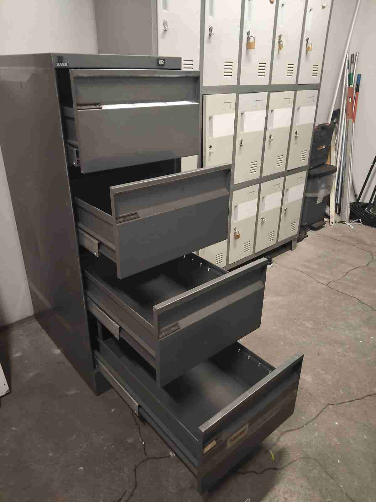 Archivador metálico gris usado - miniatura 4