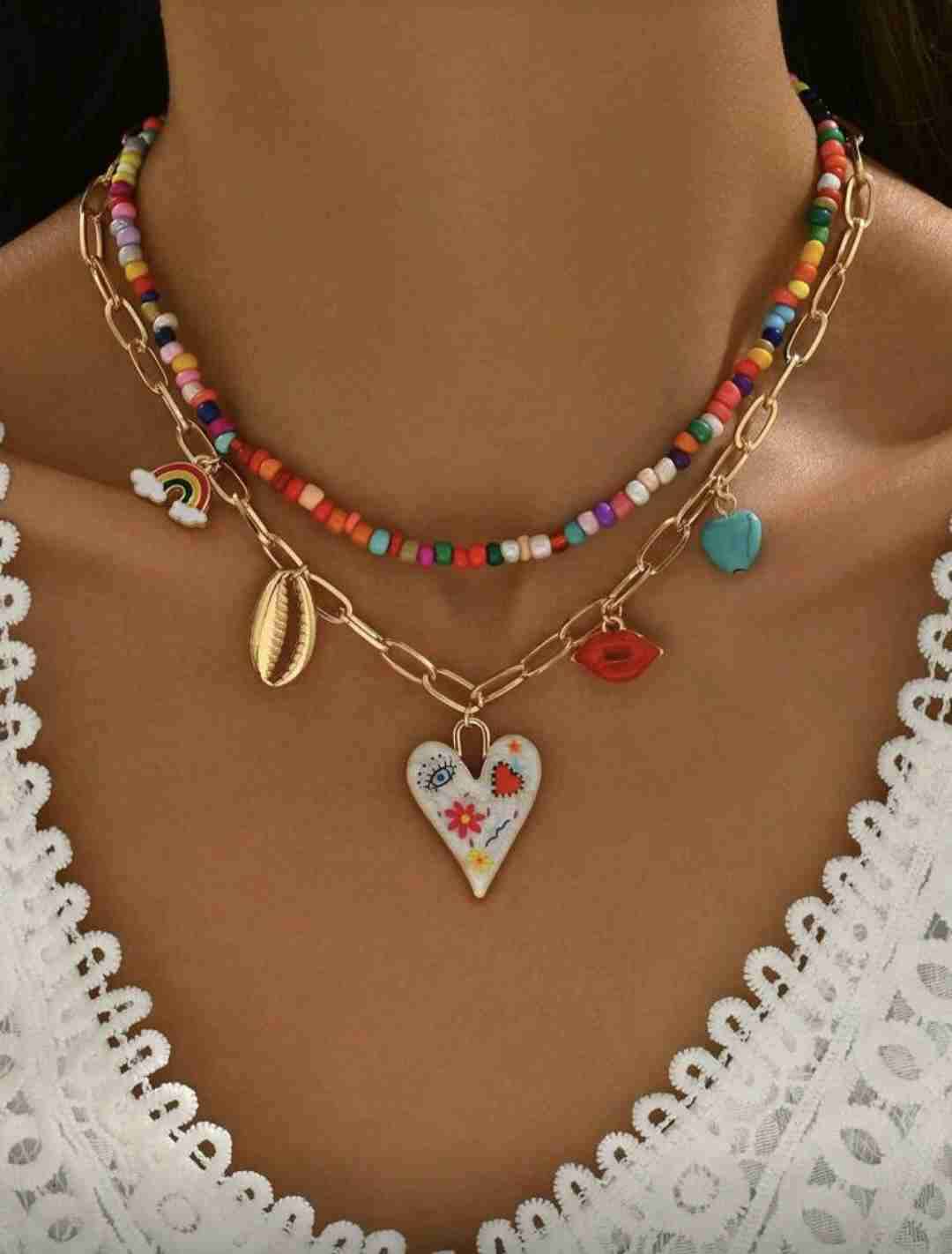 3 Collares dorados con charms - miniatura 3