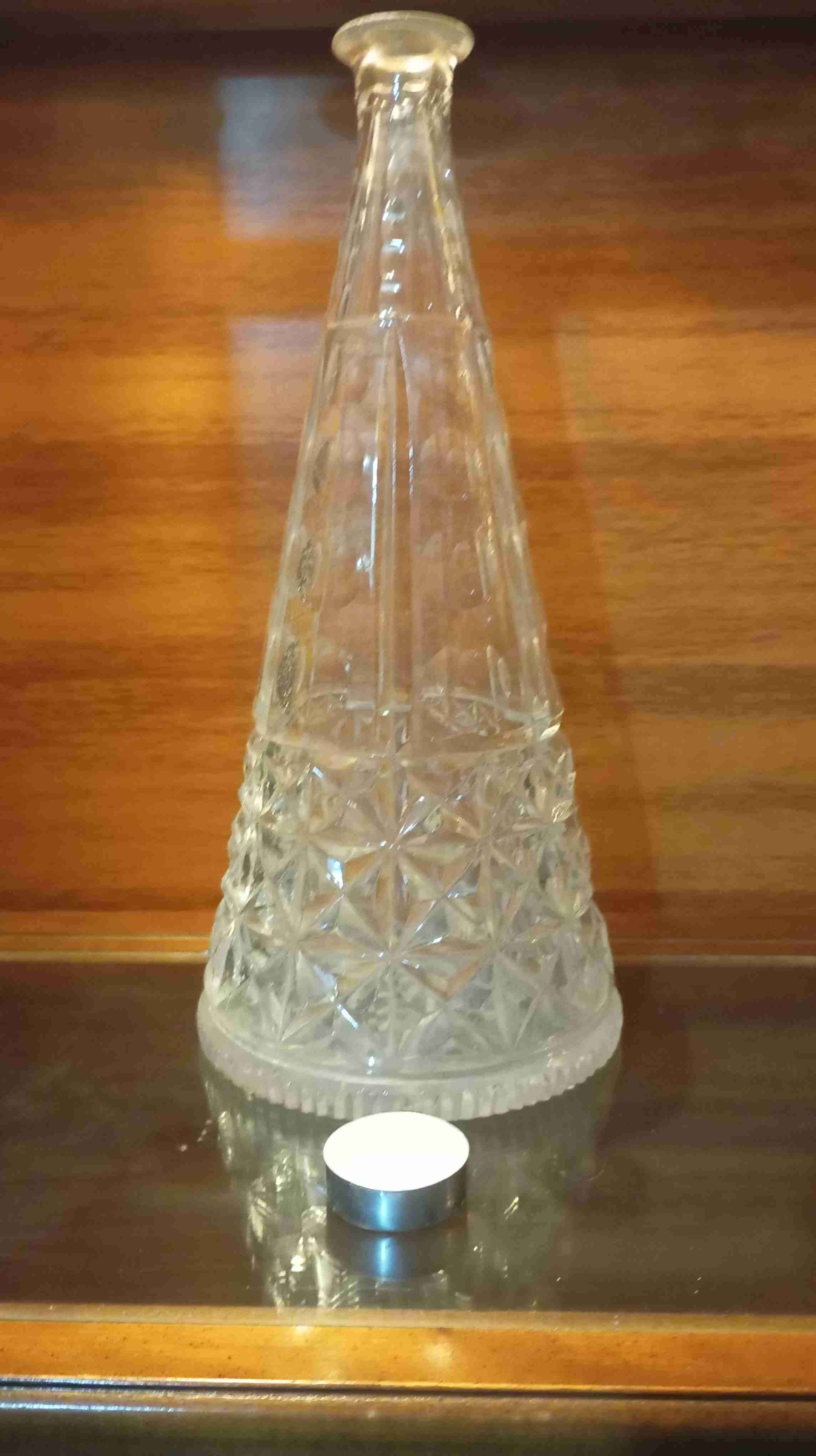 Decantador de cristal tallado - miniatura 2