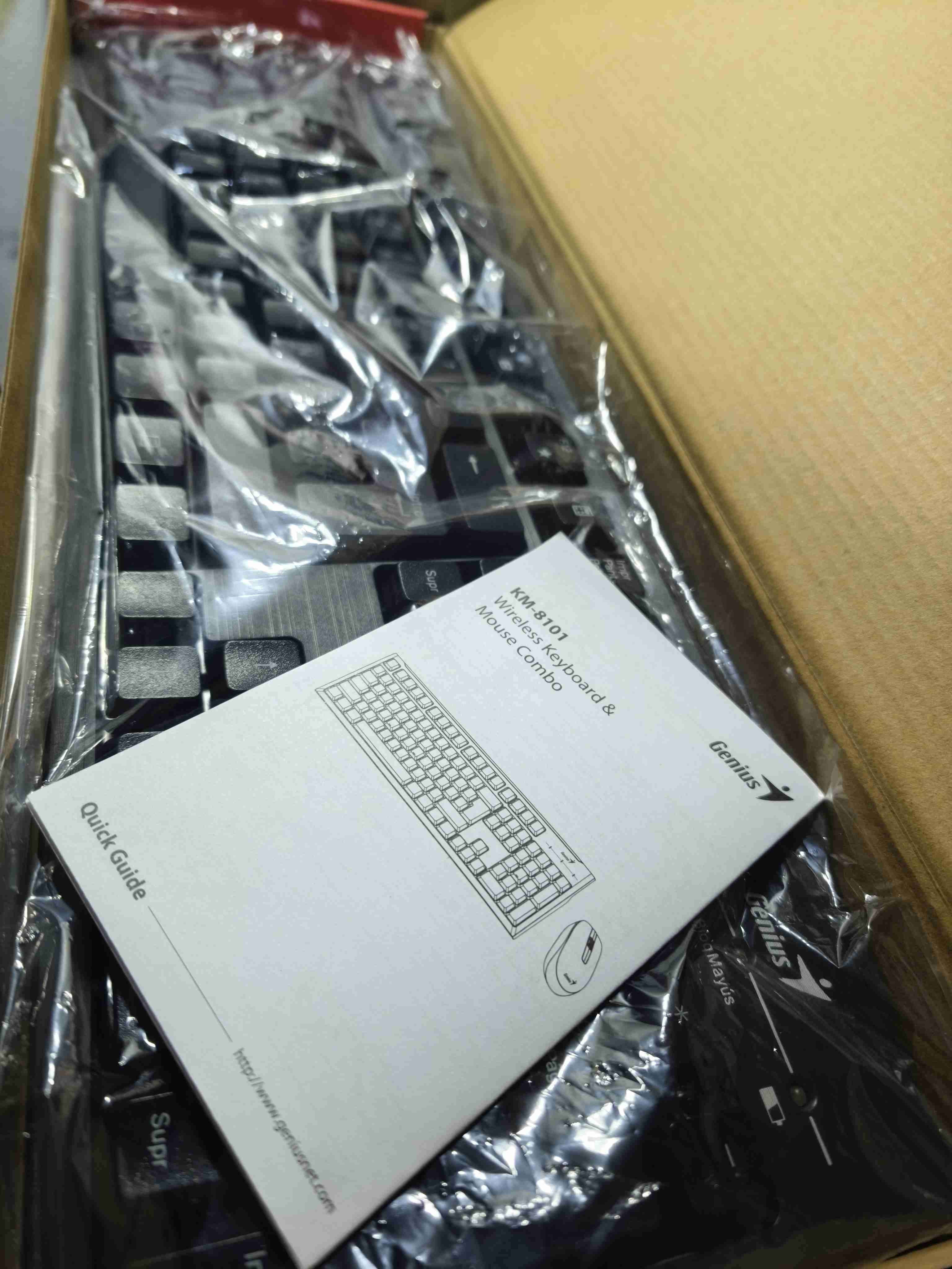 Combo teclado y mouse inalámbrico Genius - miniatura 4