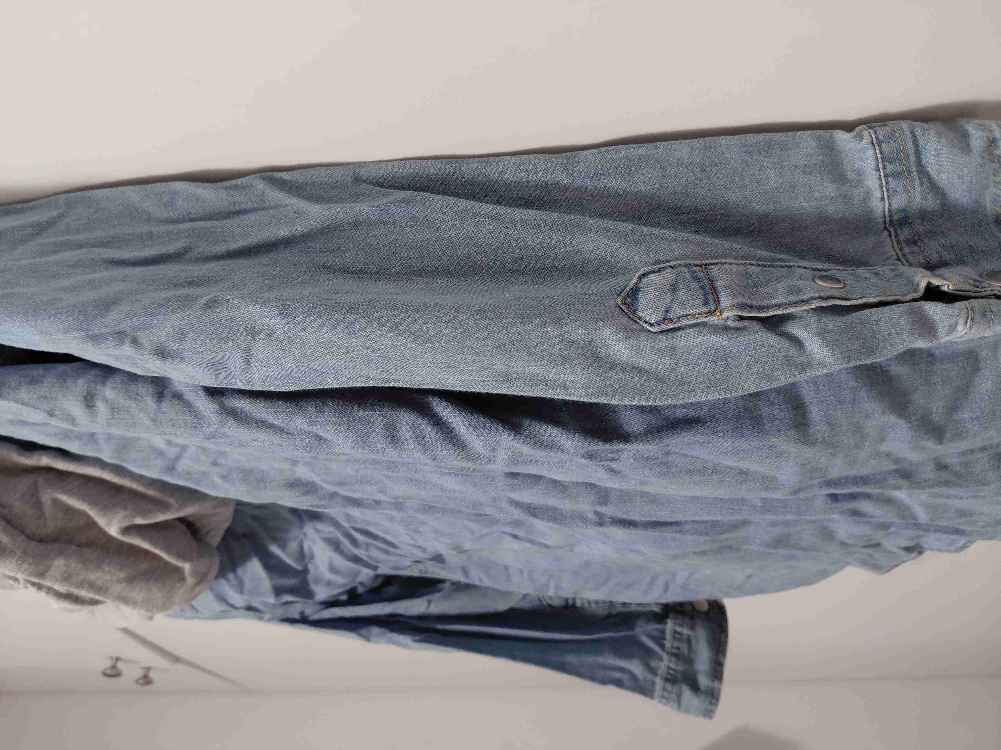 Chaqueta Denim Light con Gorro H&M 🧥 - miniatura 4