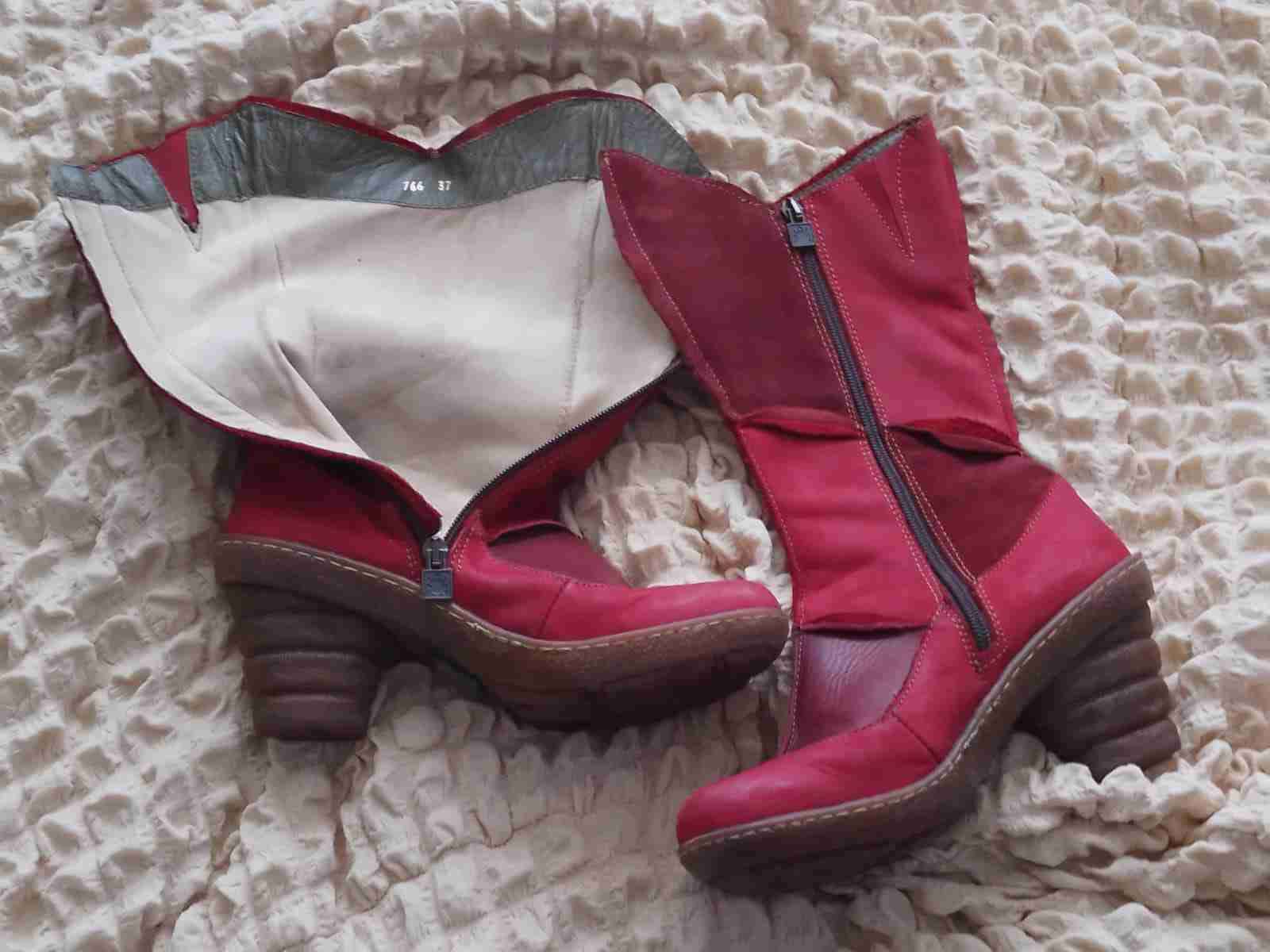 Botas rojas de cuero - miniatura 2