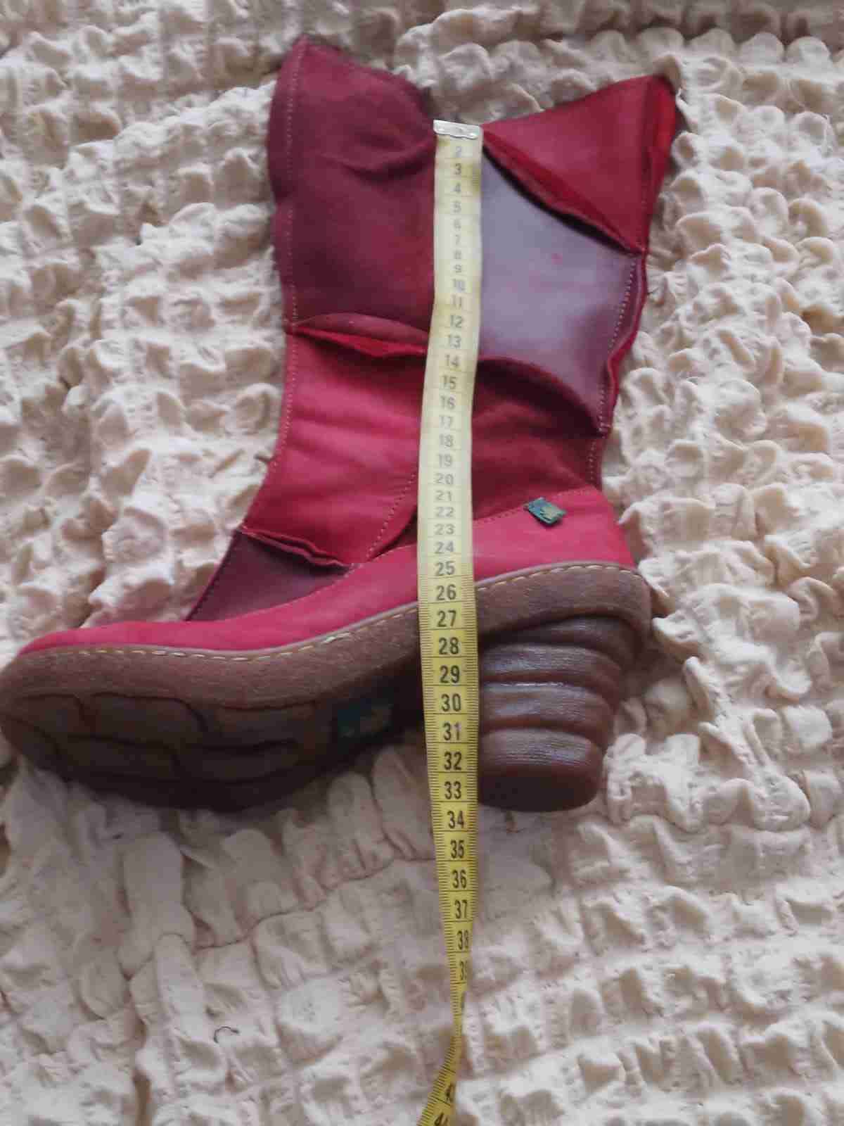 Botas rojas de cuero - miniatura 4