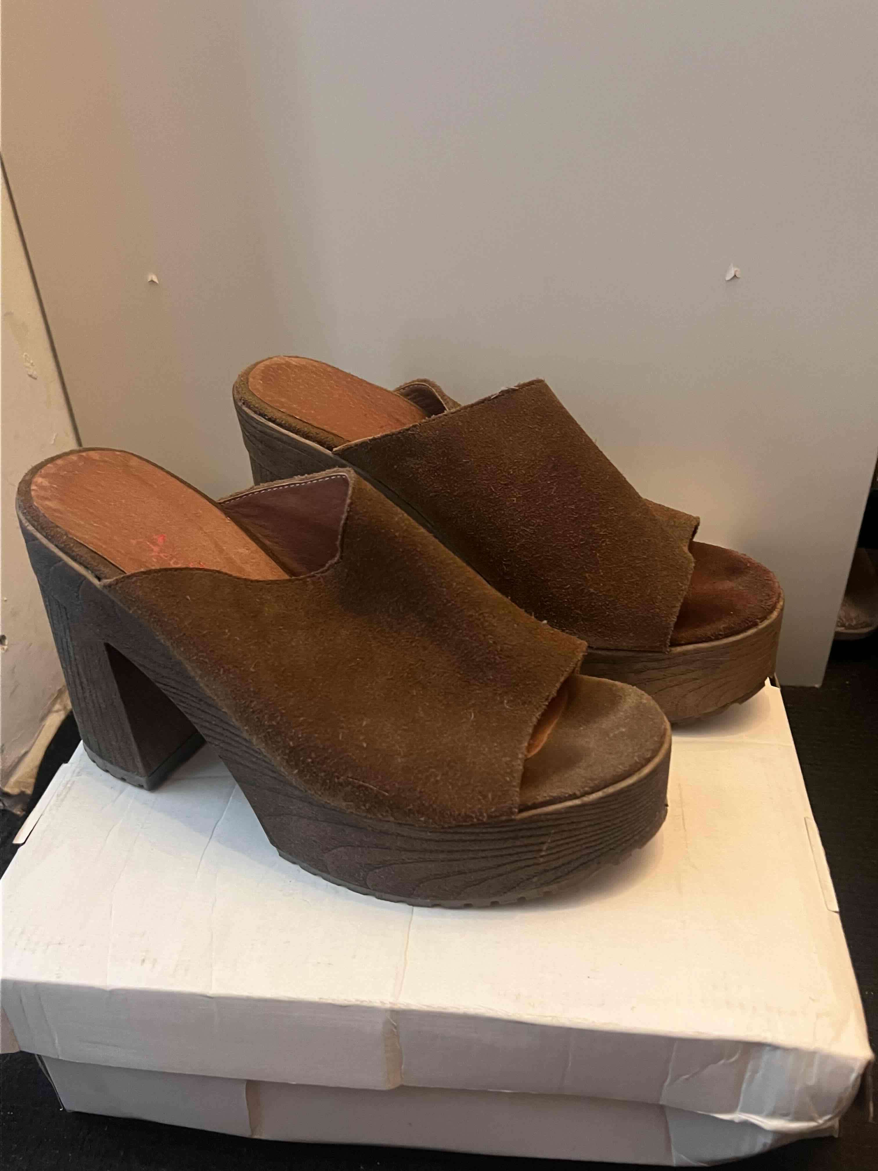 Zuecos marrones de gamuza talla 37 - miniatura 2