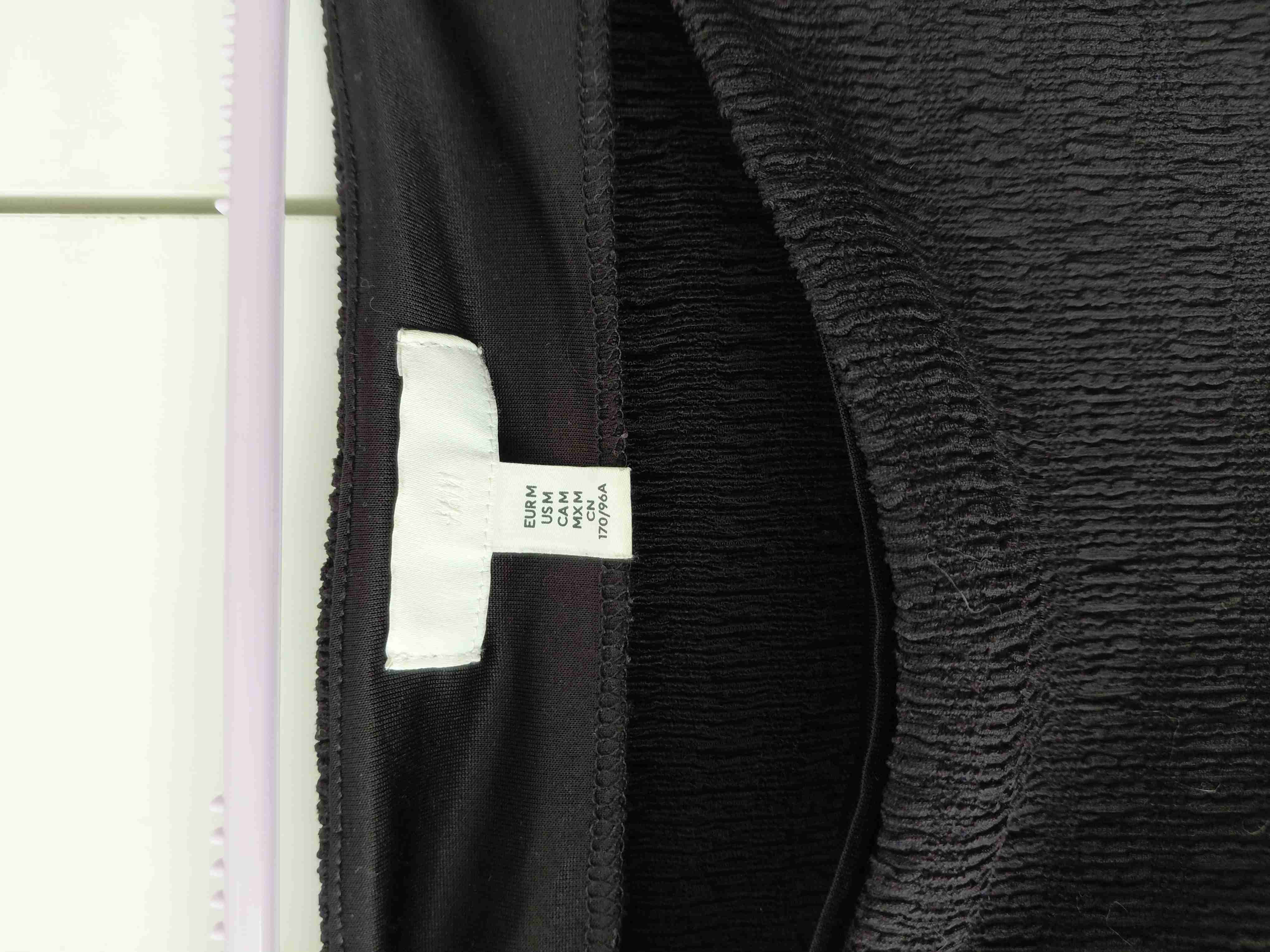 Top Texturizado Manga Larga H&M 🖤 - miniatura 3