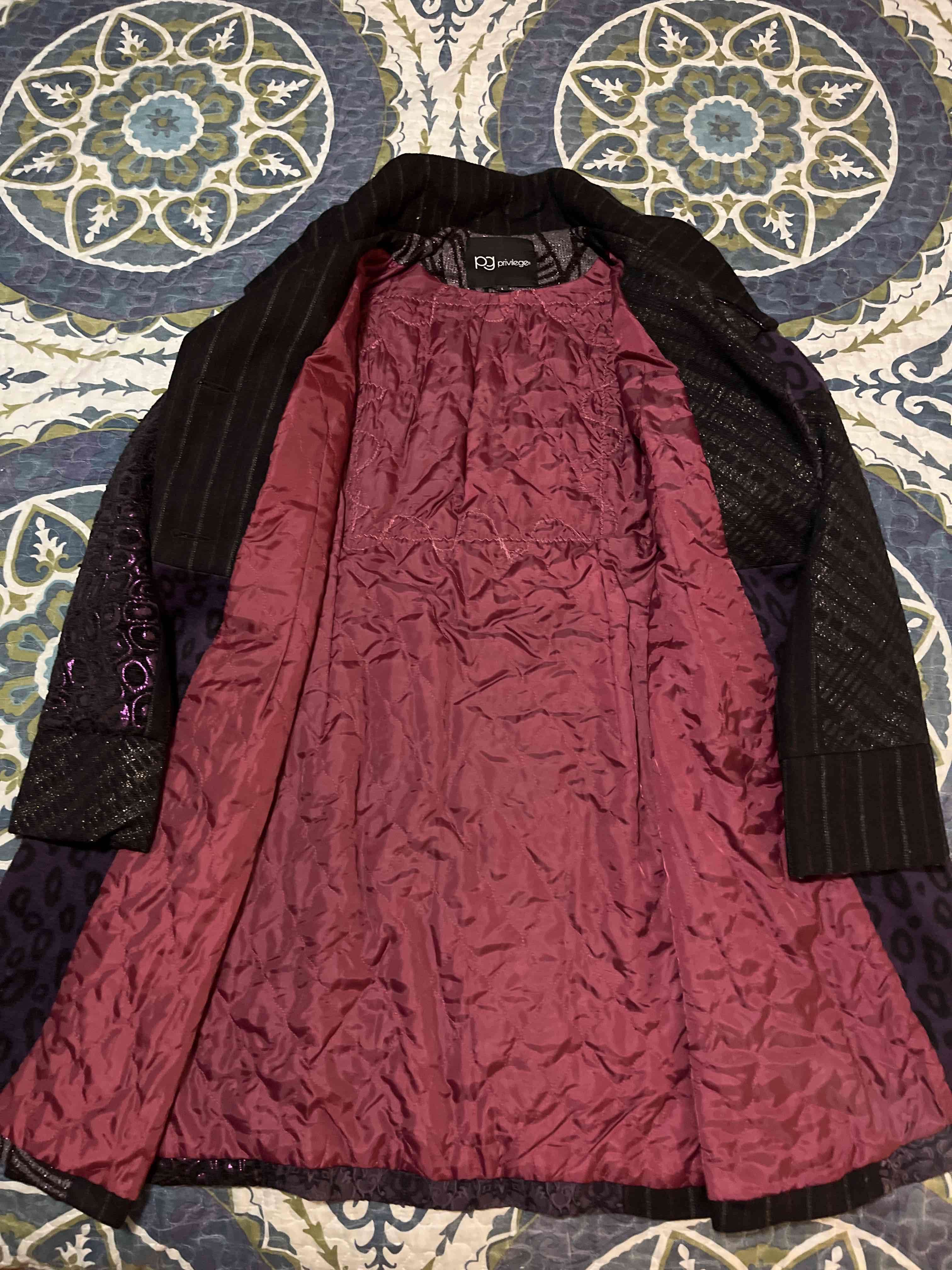 Abrigo patchwork morado y negro - miniatura 3