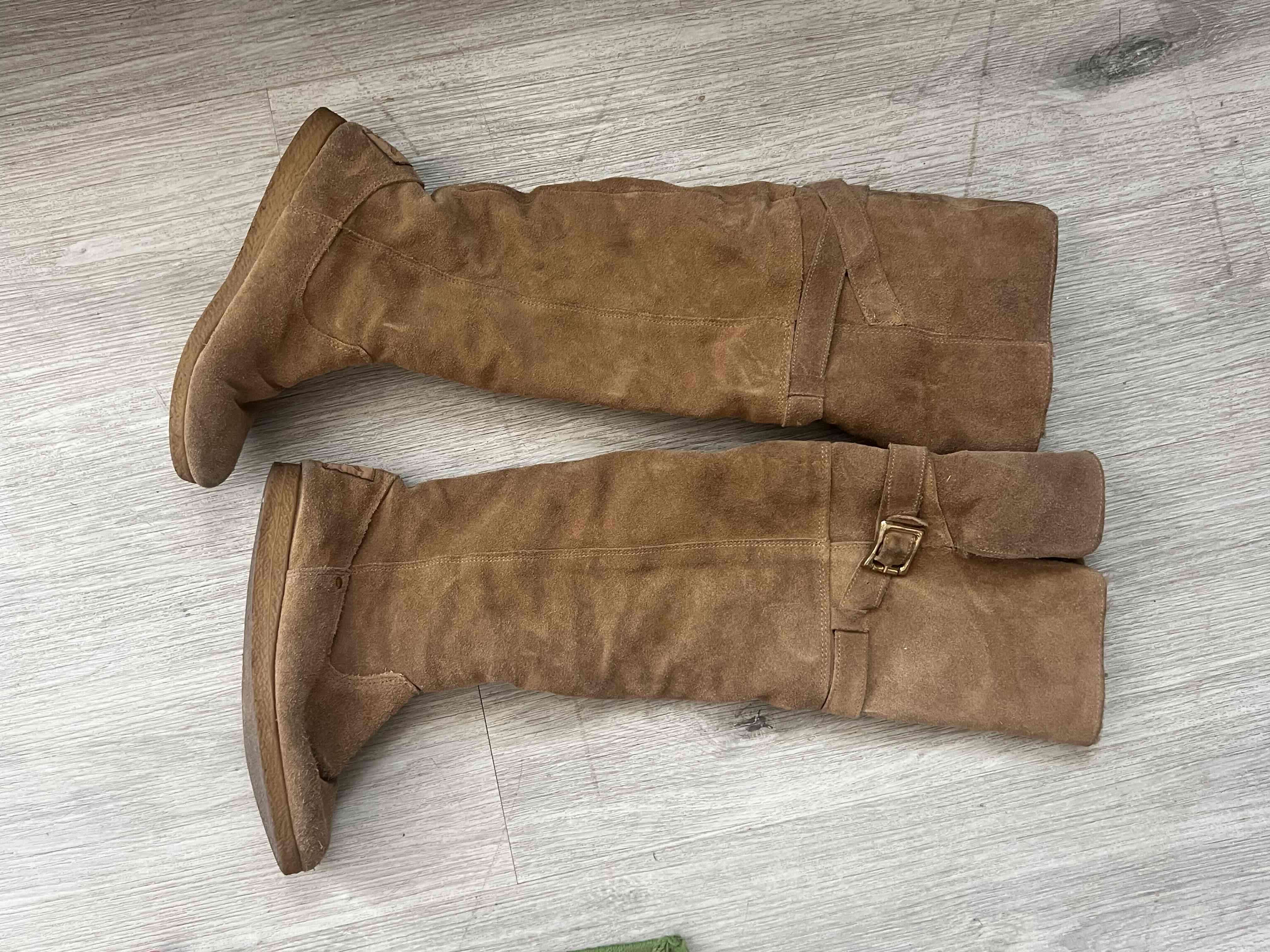 Botas musleras beige de gamuza - miniatura 2