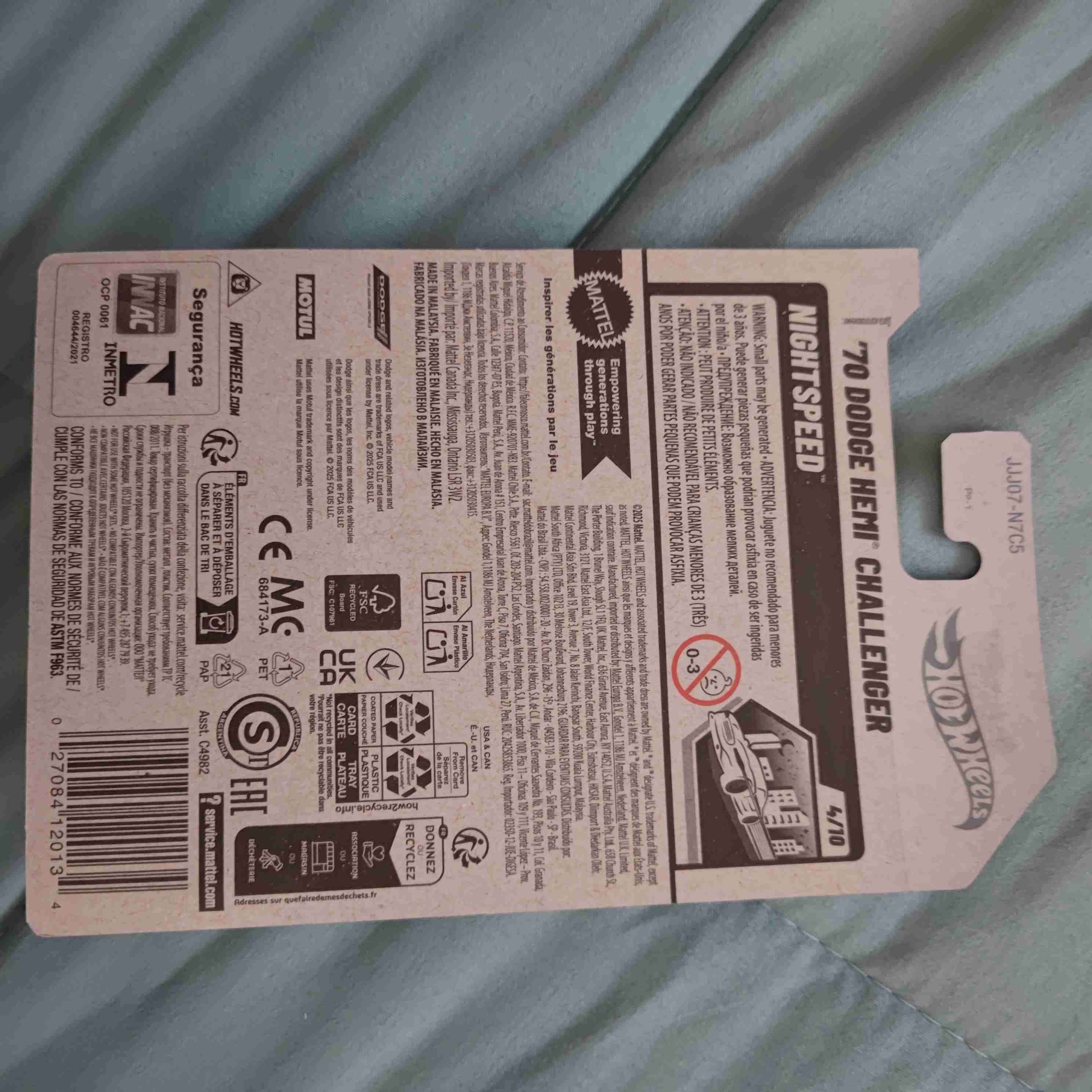 Hot Wheels '70 Dodge Hemi Challenger - 2