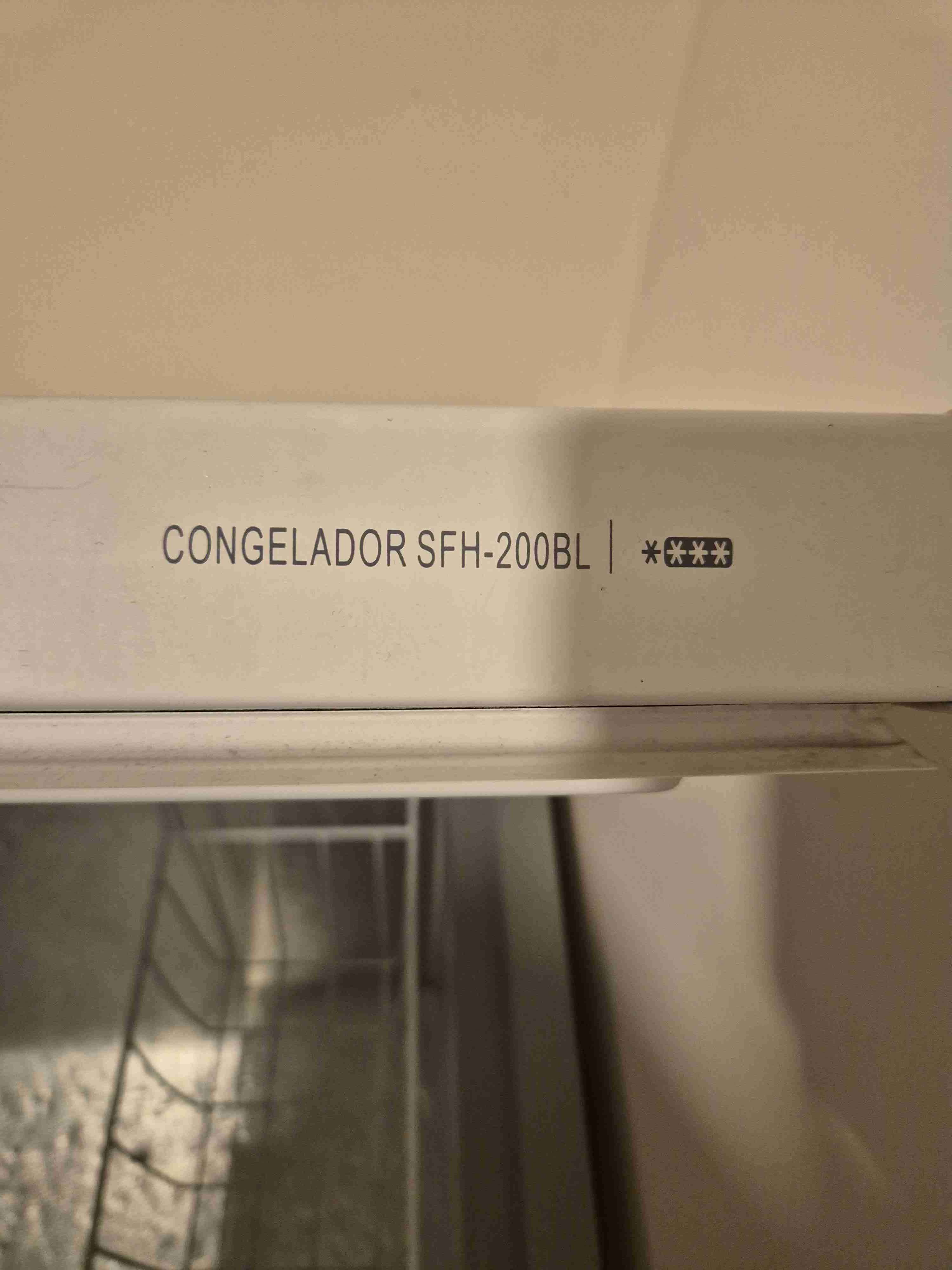 Congelador SFH-200BL - miniatura 1