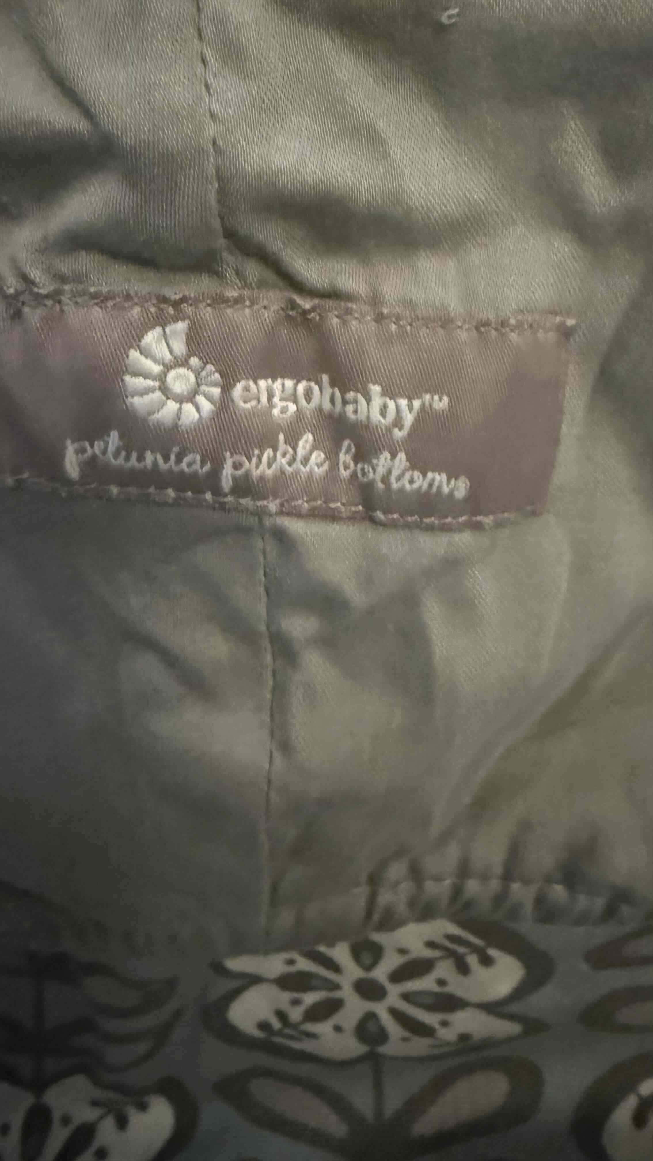 Portabebés Ergobaby gris - miniatura 1